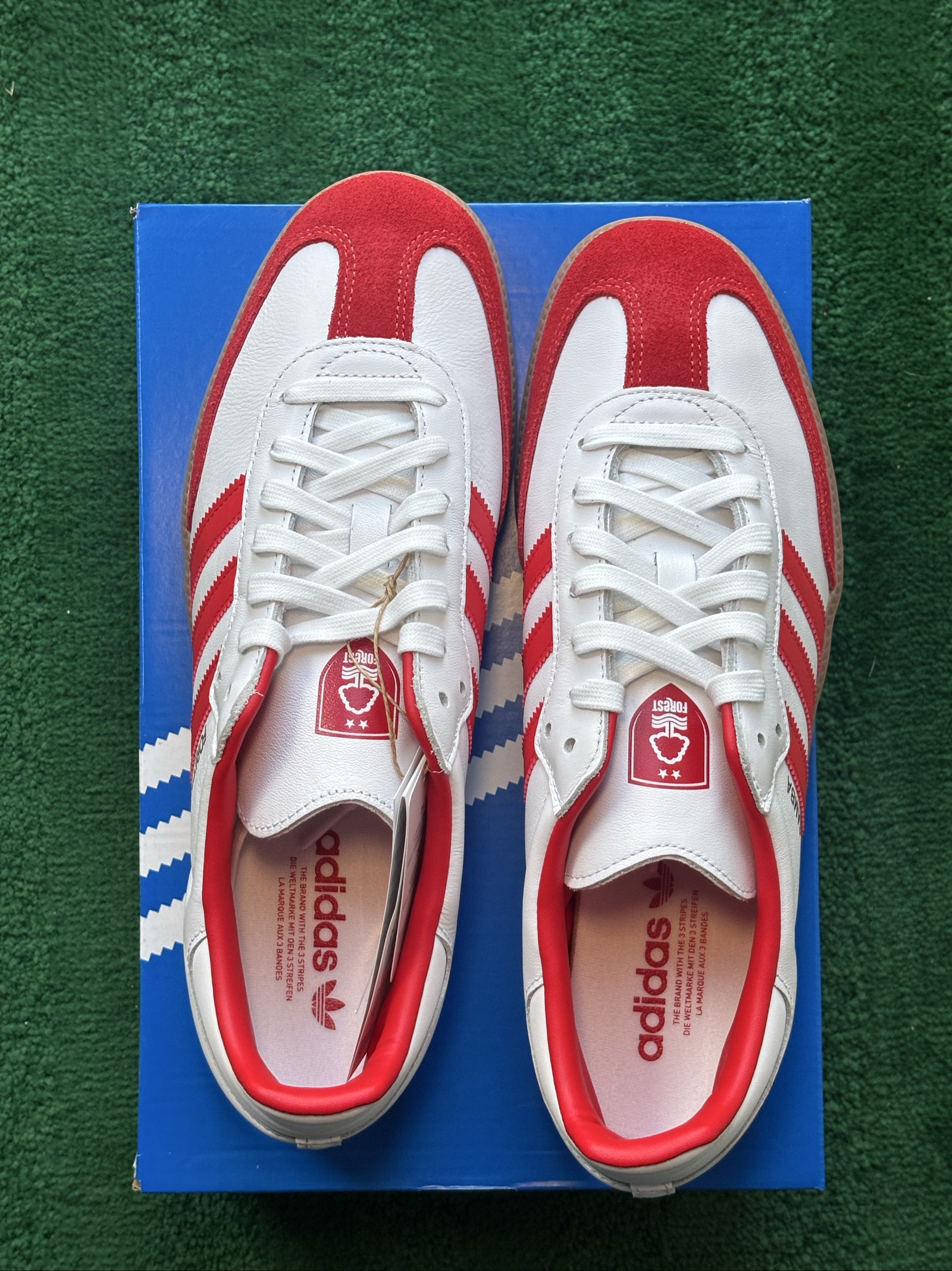 UK 11 adidas Samba x Nottingham Forest | White Red JQ4046 | New image 3