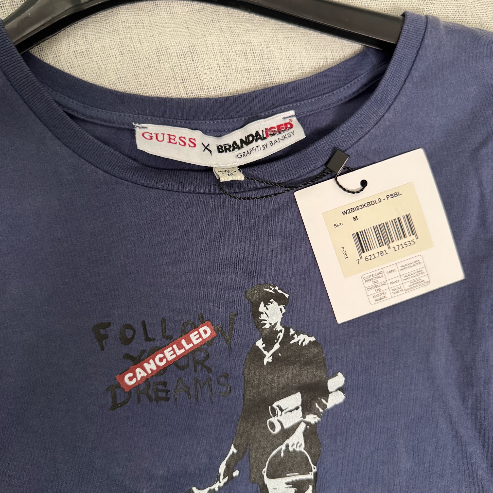Camiseta Guess x Brandalised Banksy – Azul, M image 2