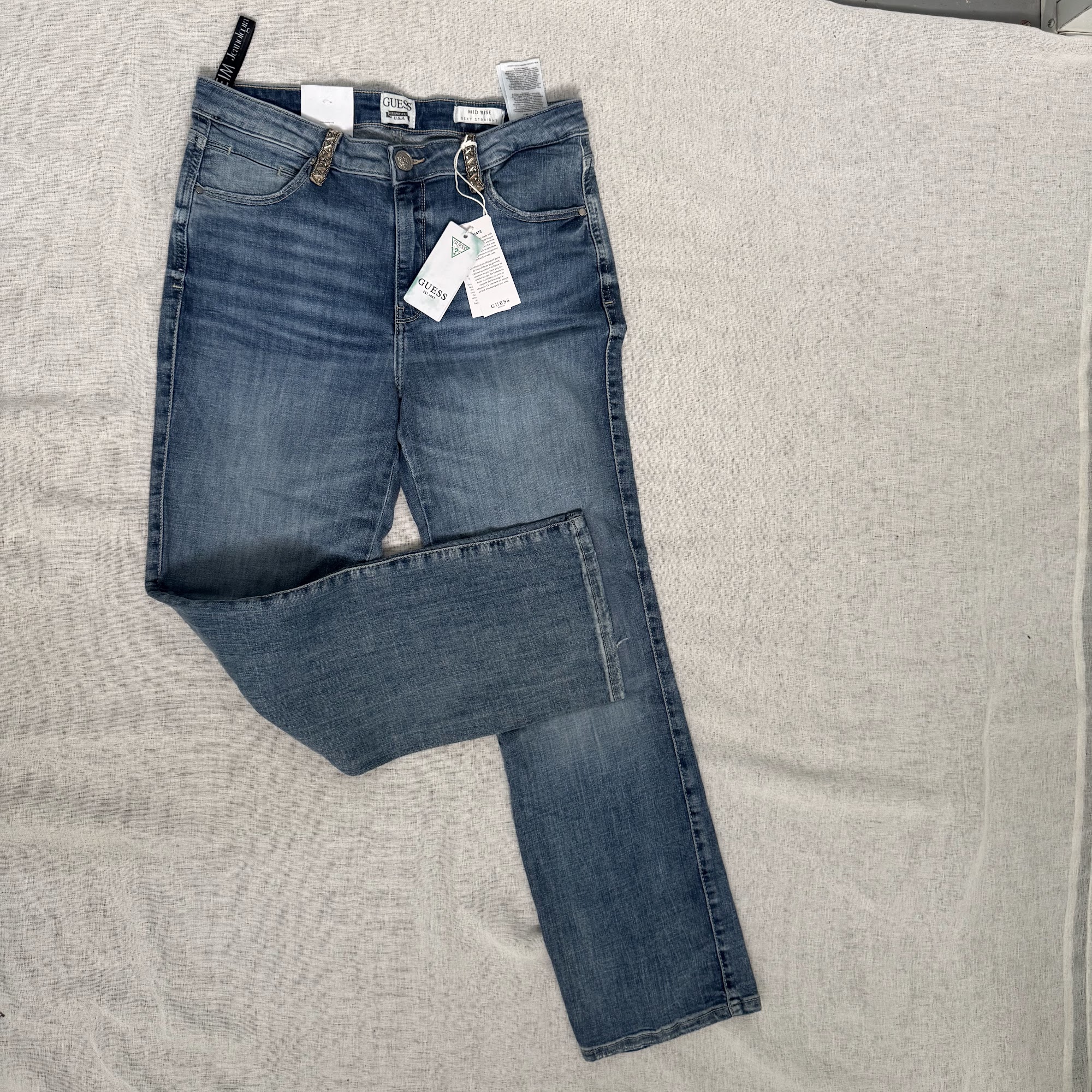 Vaqueros Guess Sexy Straight – Azul, 29