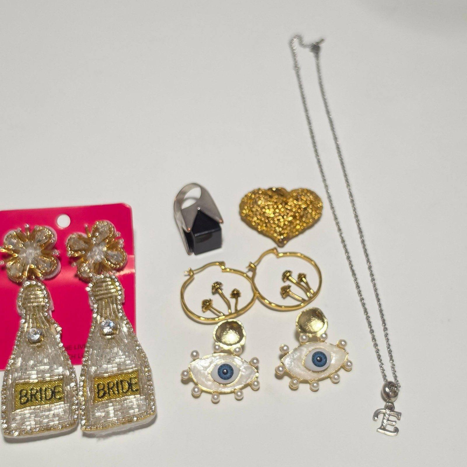 Mixed Women’s Costume Jewelry .b4