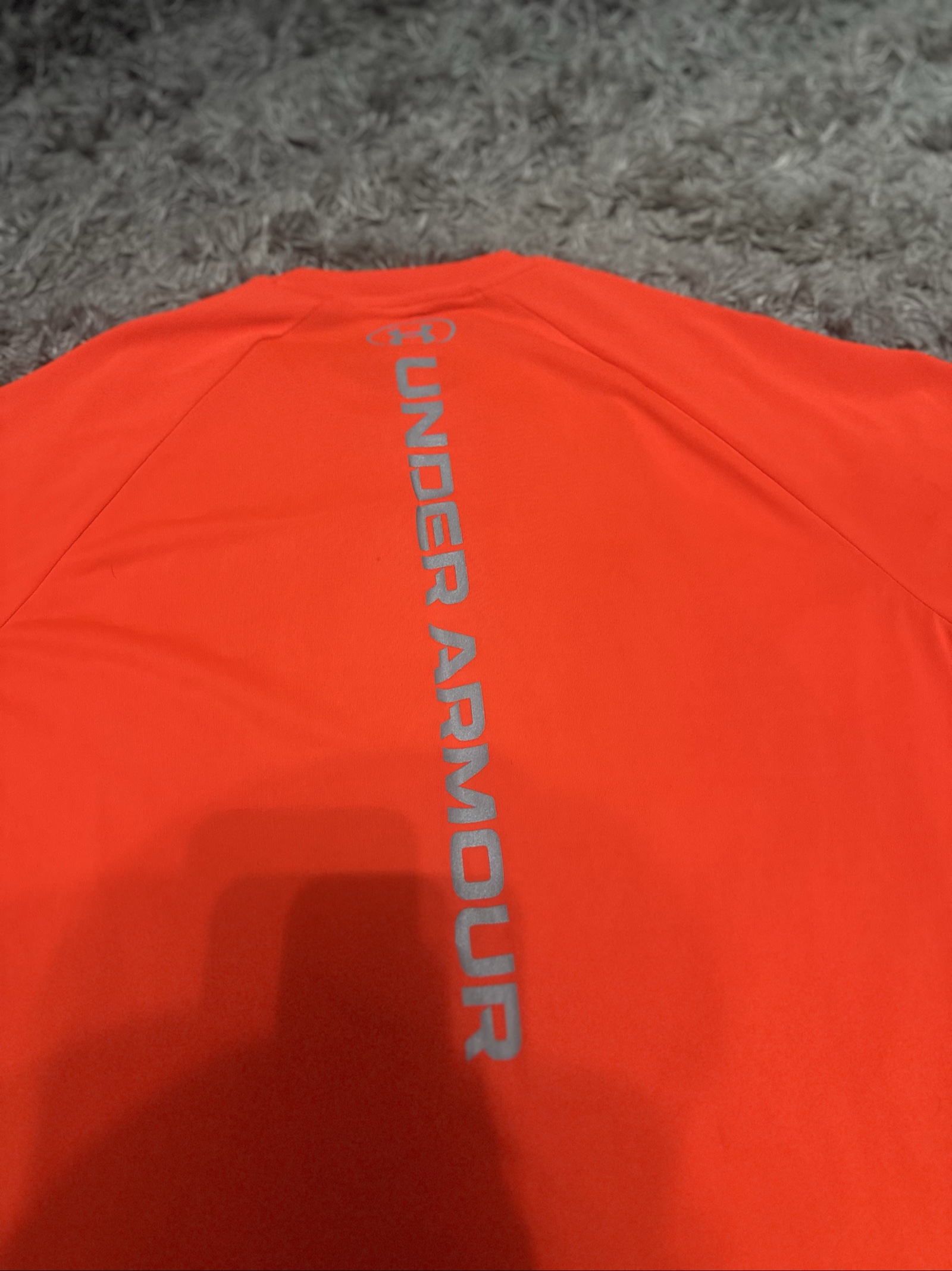 Under Armour Men's Orange T-Shirt & Black Camo Shorts Medium Loose Fit image 4