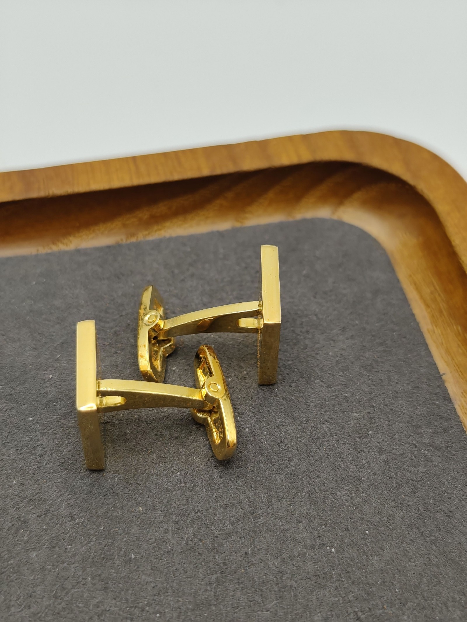 Yves Saint Laurent Gold & Silver Men's Cufflinks & Tie Clip Set Other image 8