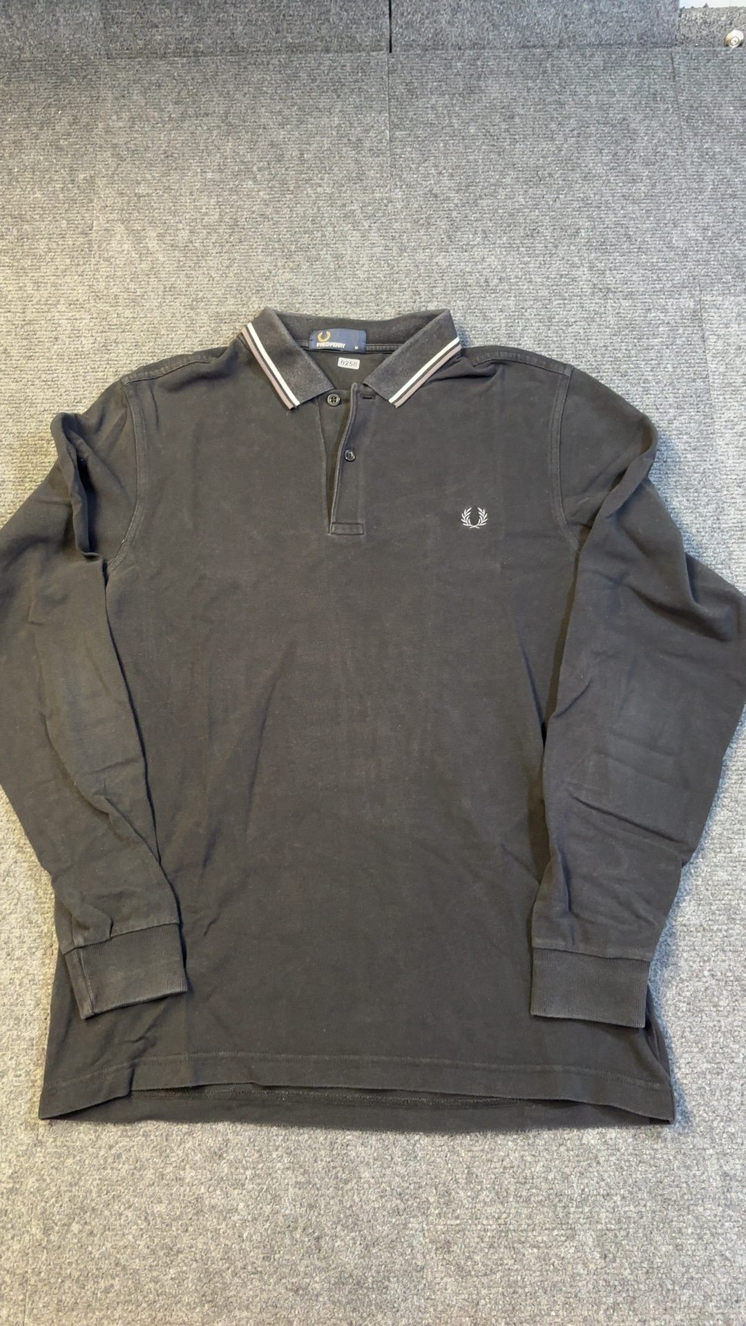Fred Perry Black Long Sleeve Polo Shirt with grey/white trim Medium 100% Cotton