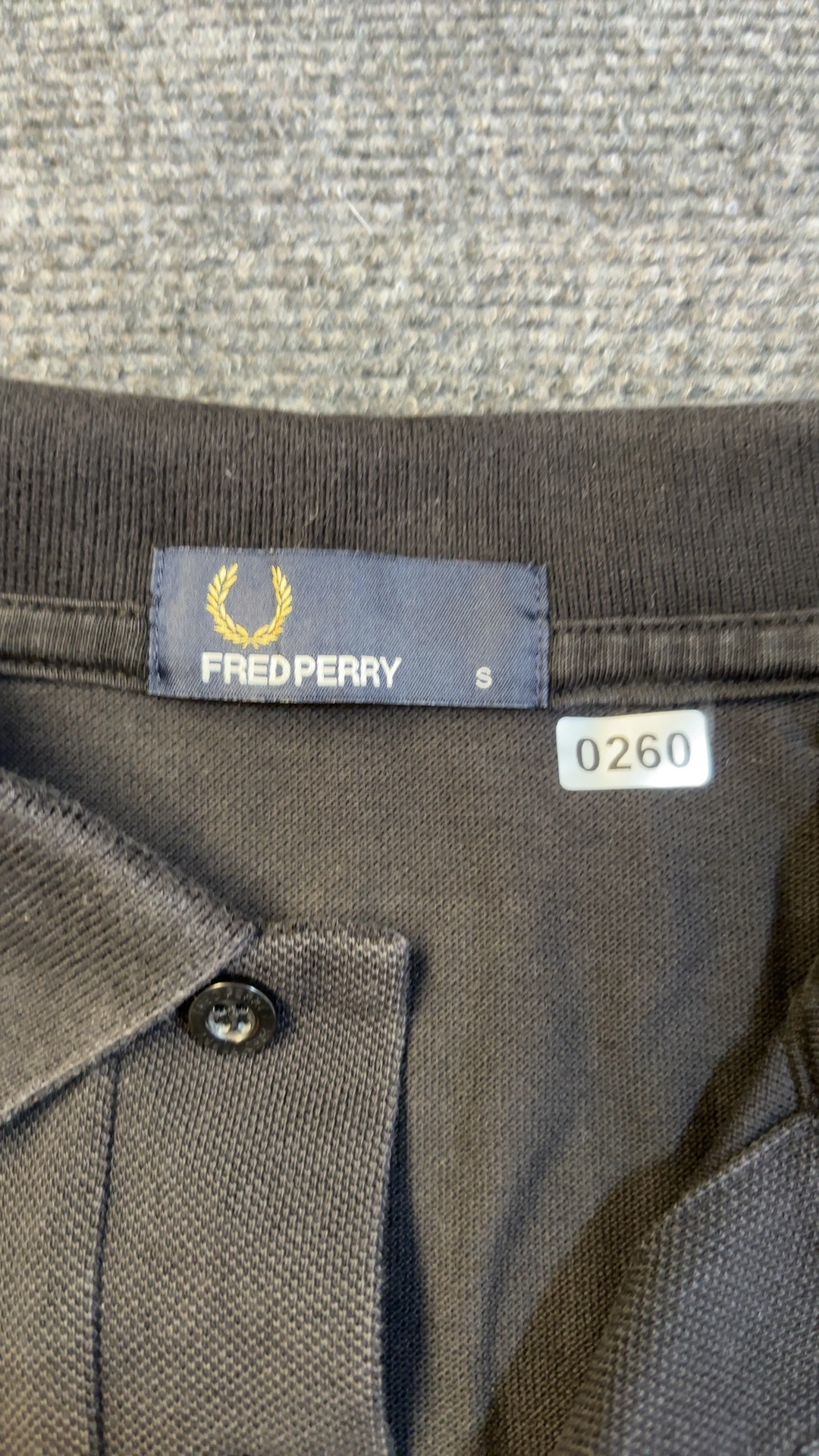 Fred Perry Black & Red Trim Polo Shirt Small 100% Cotton image 2