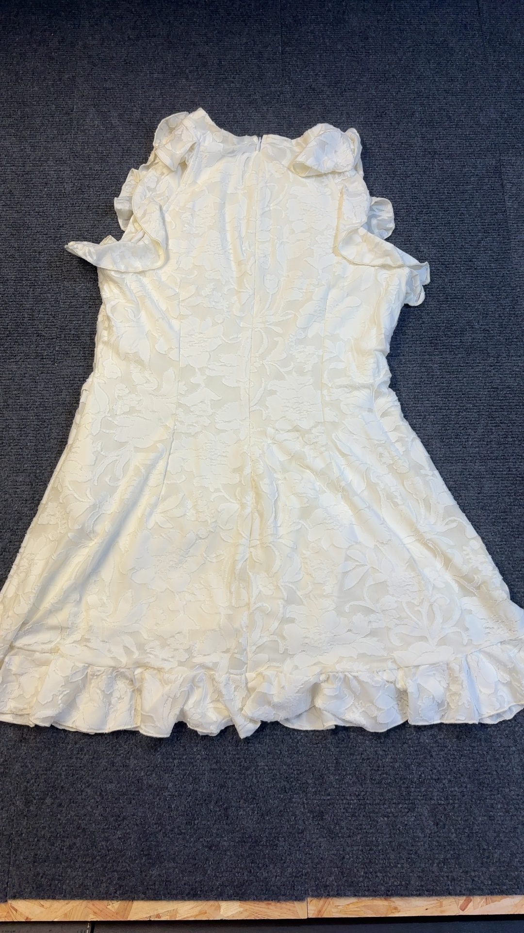 Shein Women's Off White Floral Jacquard Dress Large Like new Never Worn