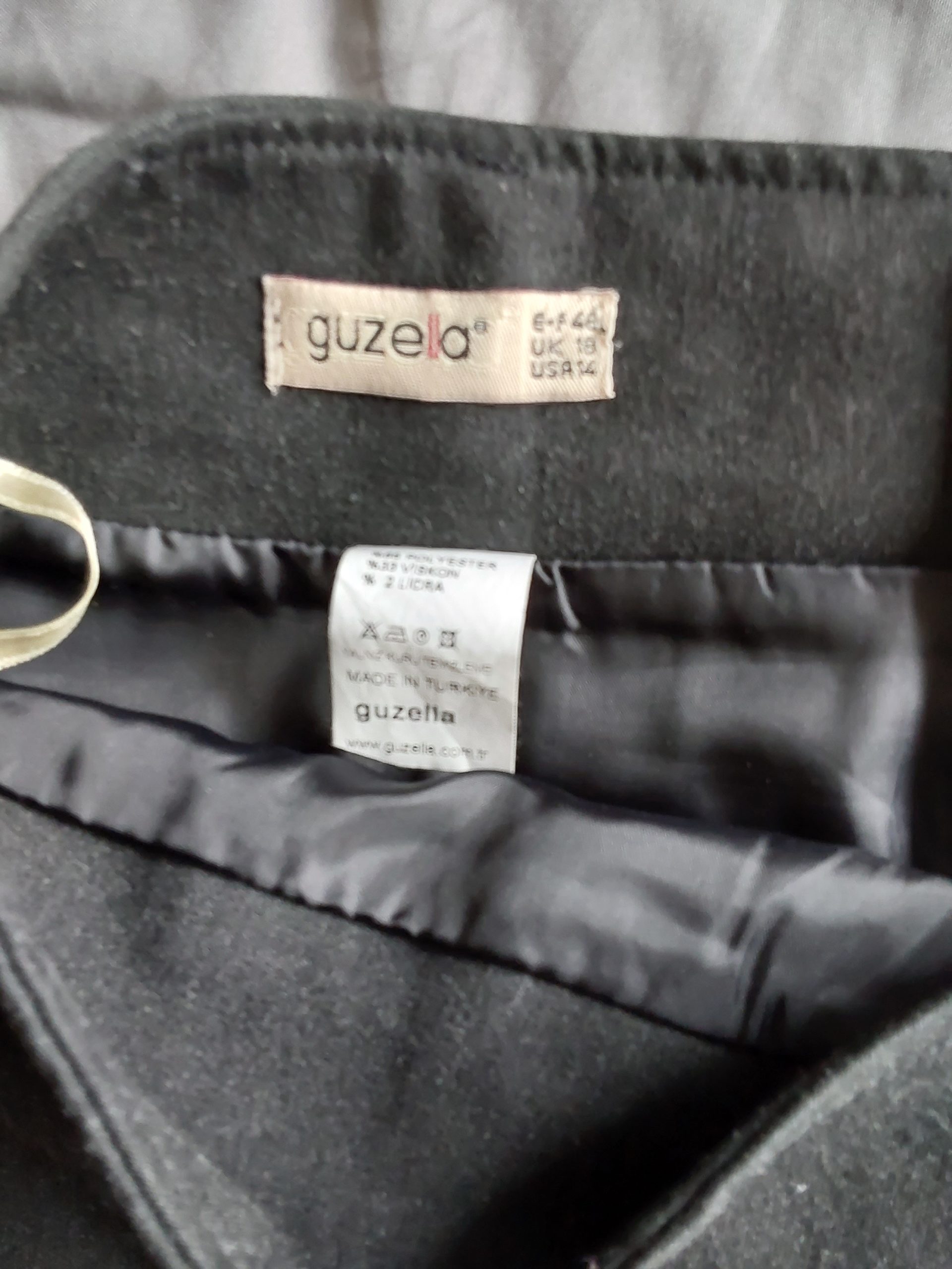 Guzela Black & Grey Pinstripe Skirt UK 18 with White Stitching Y2K Ladies image 5