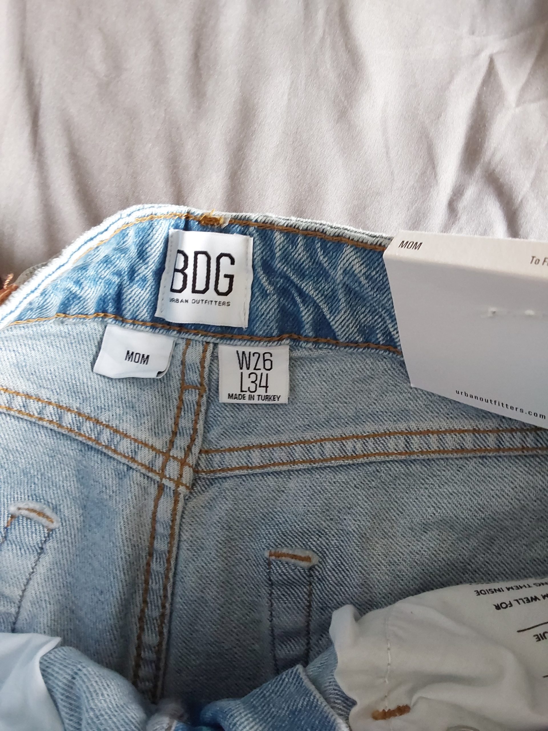 BDG Urban Outfitters Light Blue Denim Mom Jeans W26 L34 New RRP £55 image 5