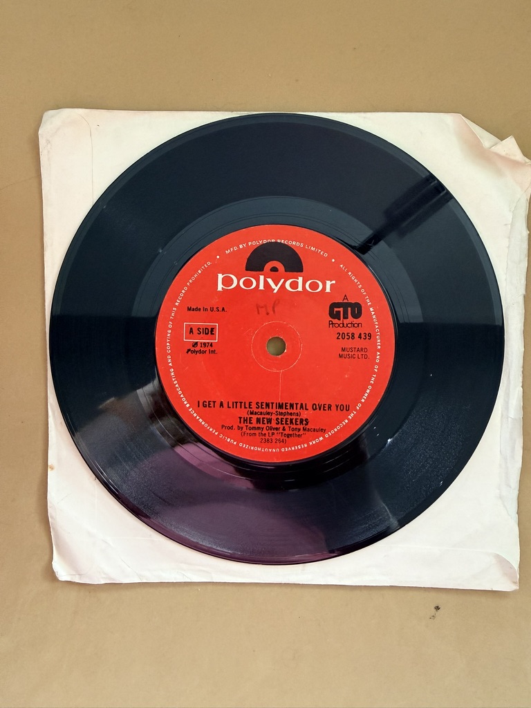 Polydor Vinyl 7 Inch Single The New Seekers & Peter Paul & Mary 45RPM "I Get A Little Sentimental Over You" "Ride A Horse"
