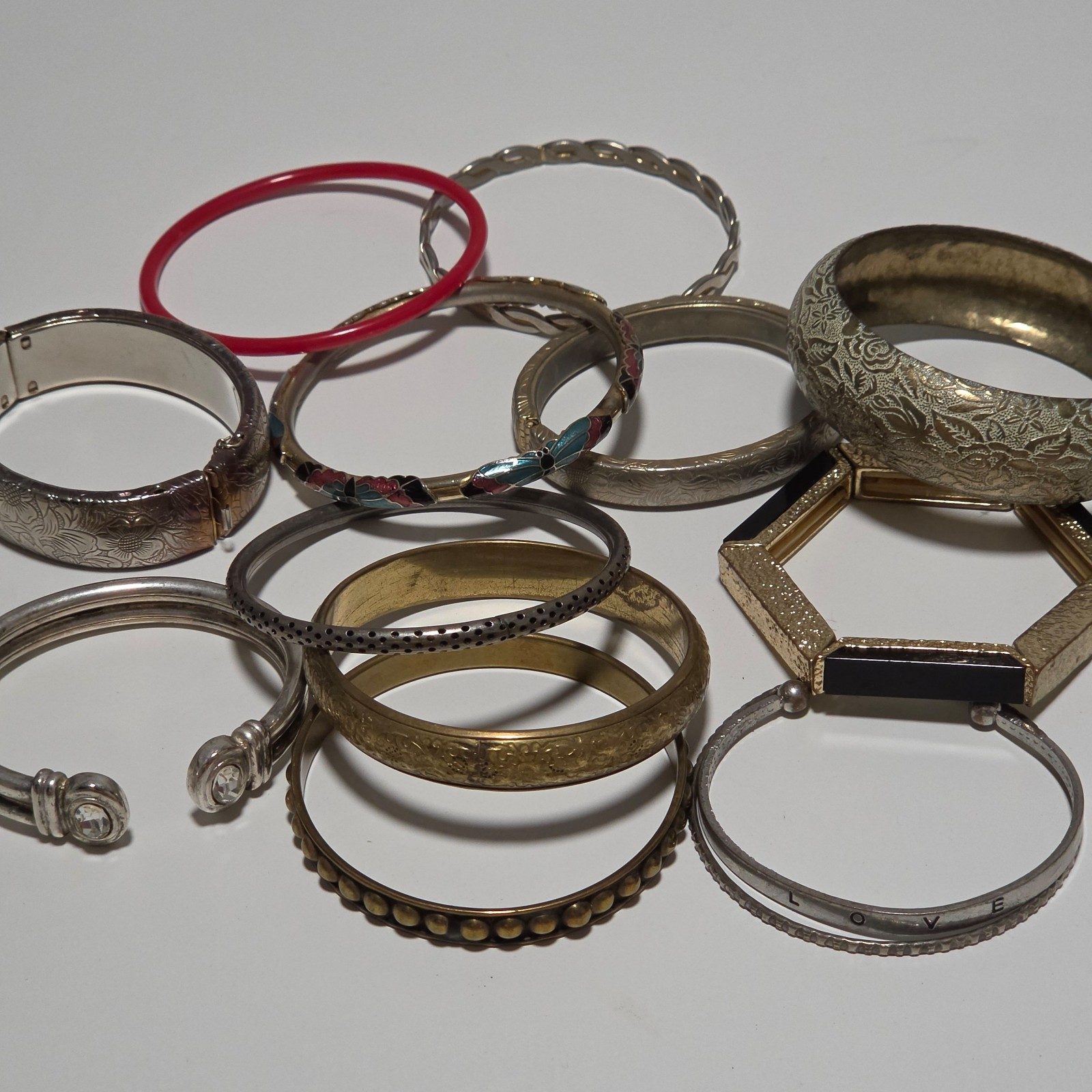 Mixed Metal Multi-Style Bangles.b3