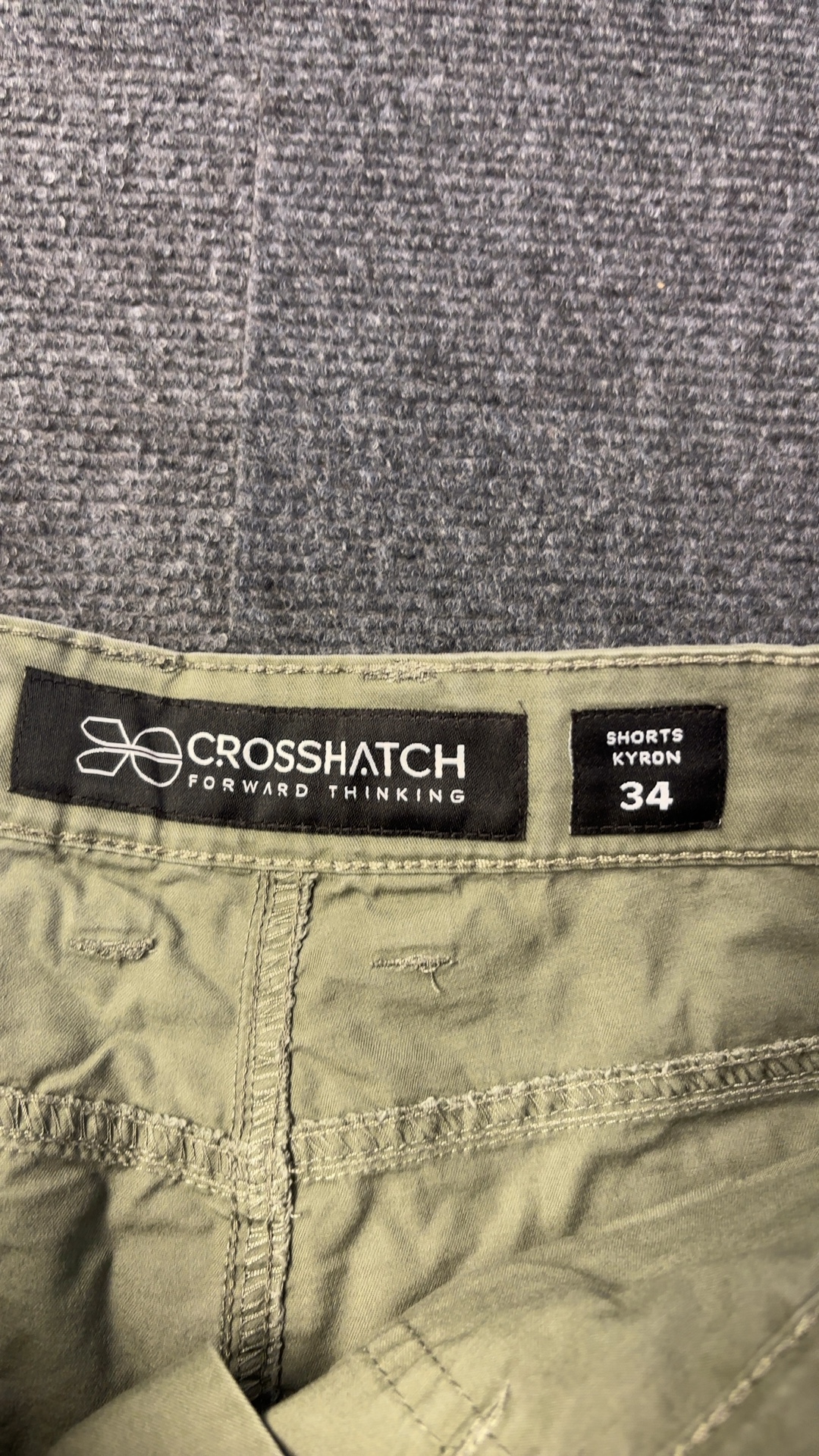 Crosshatch Men's Olive Green Cargo Shorts 42 Waist image 9