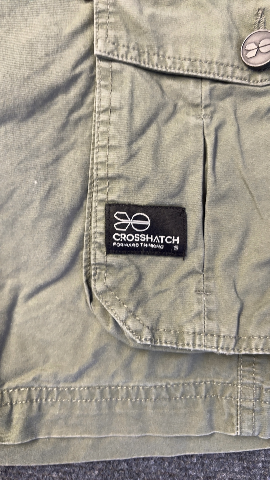 Crosshatch Men's Olive Green Cargo Shorts 42 Waist image 10