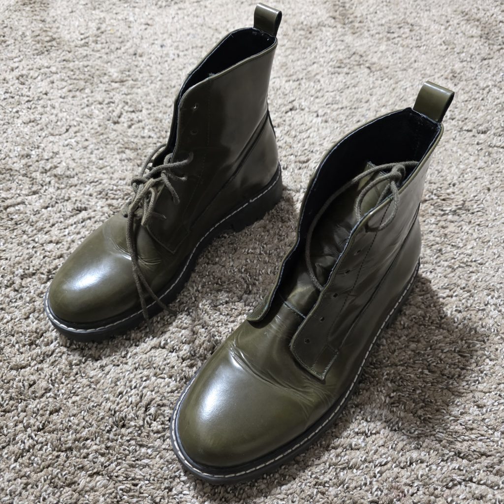 Women’s EU 37 Olive Green Glossy Lace-Up Combat Boots Made in Portugal
