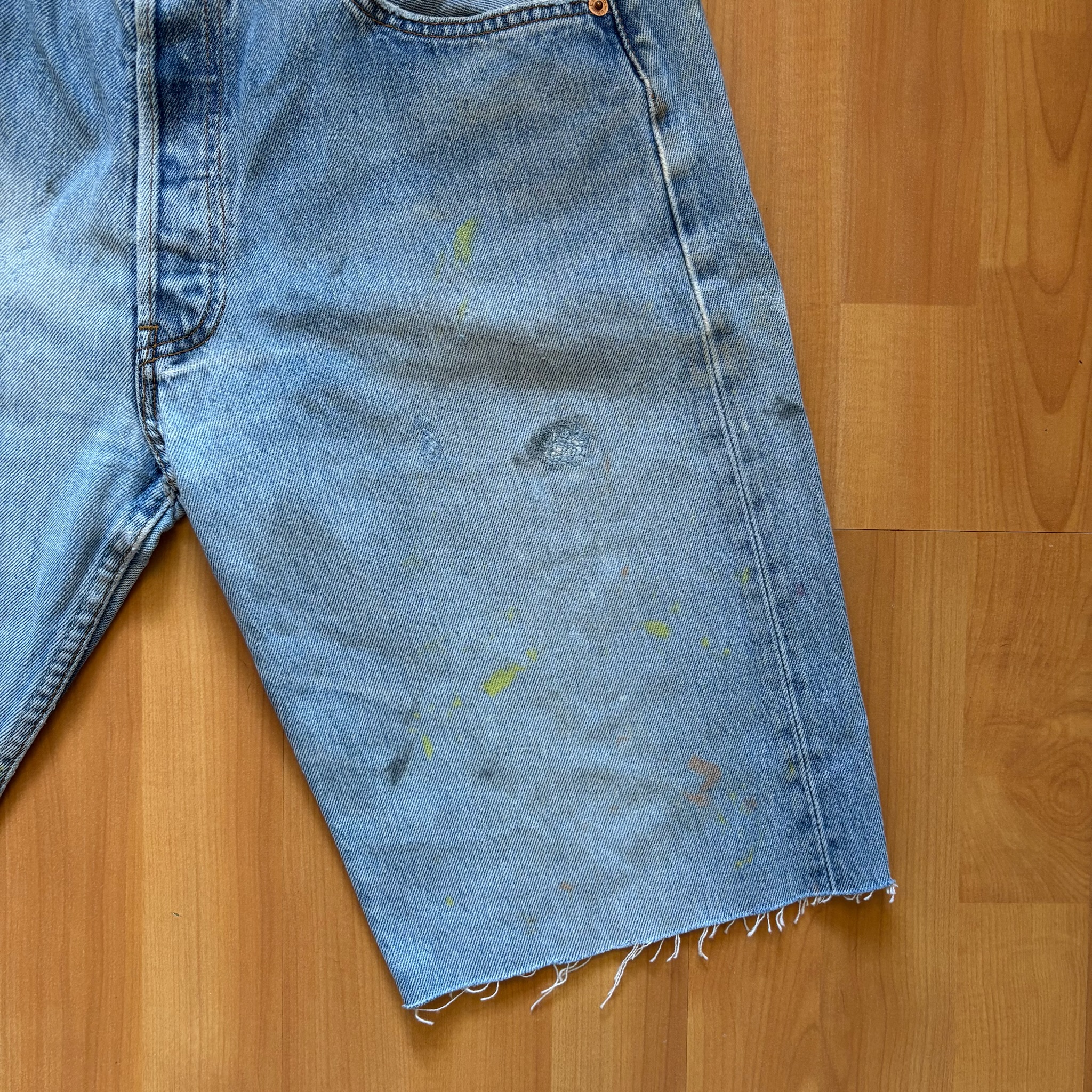 Levi's Light Blue Distressed Denim Shorts 33 Denim Paint Splatter image 3