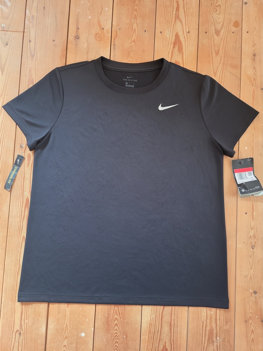 Nike Dri-FIT Women’s Black Training T-Shirt Size L New With Tags AQ3210-010