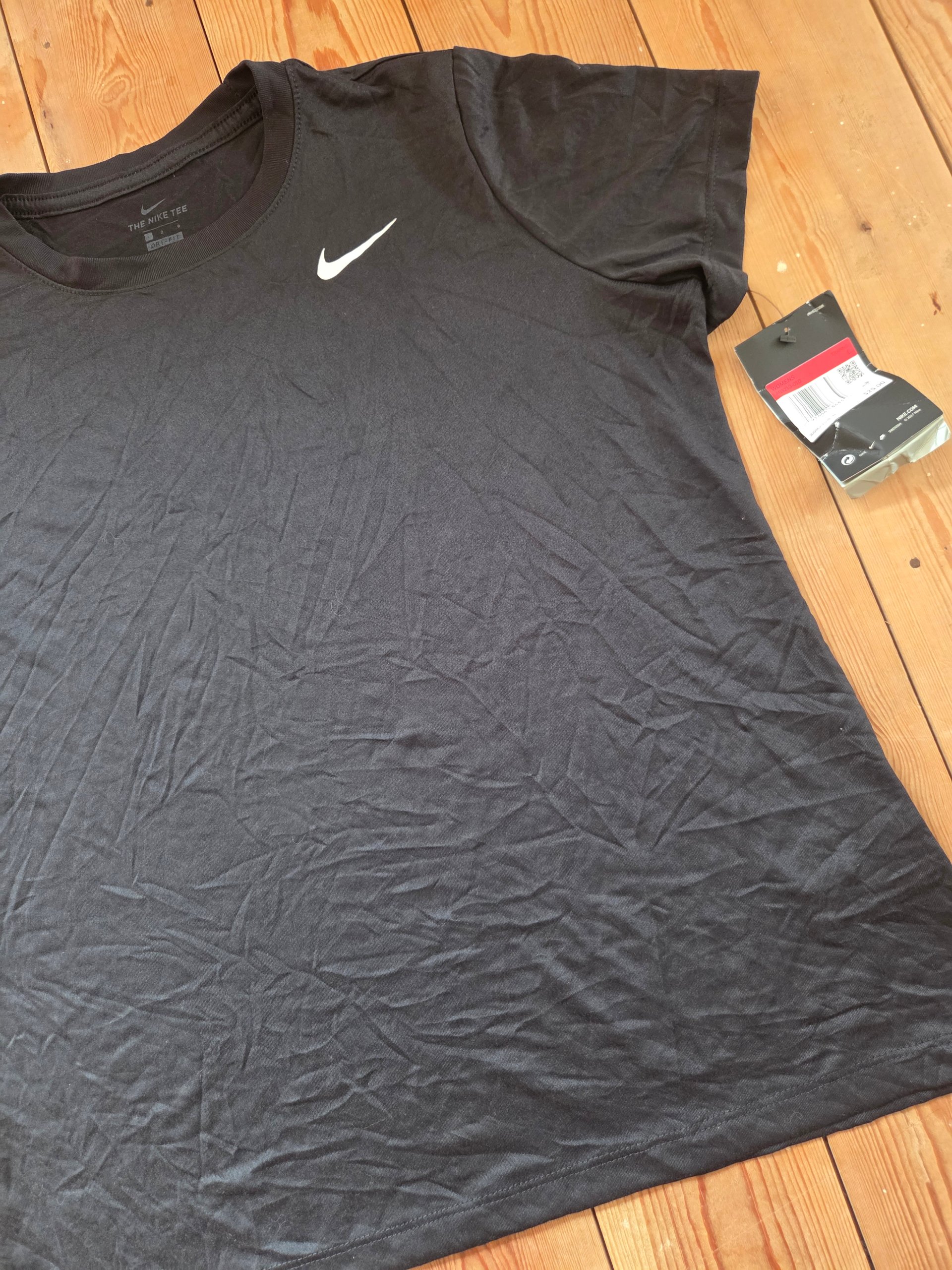 Nike Dri-FIT Women’s Black Training T-Shirt Size L New With Tags AQ3210-010 image 10