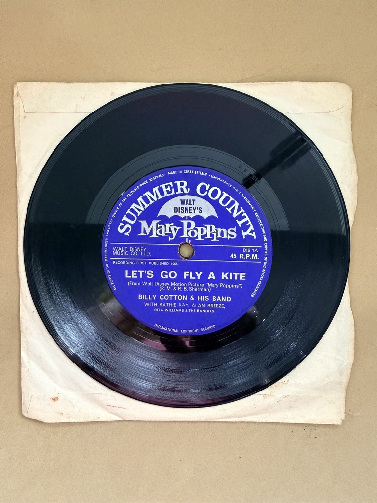 Mary Poppins Walt Disney Summer County Vinyl Record 45 RPM 7" Let's go fly a kite chim chim cheree