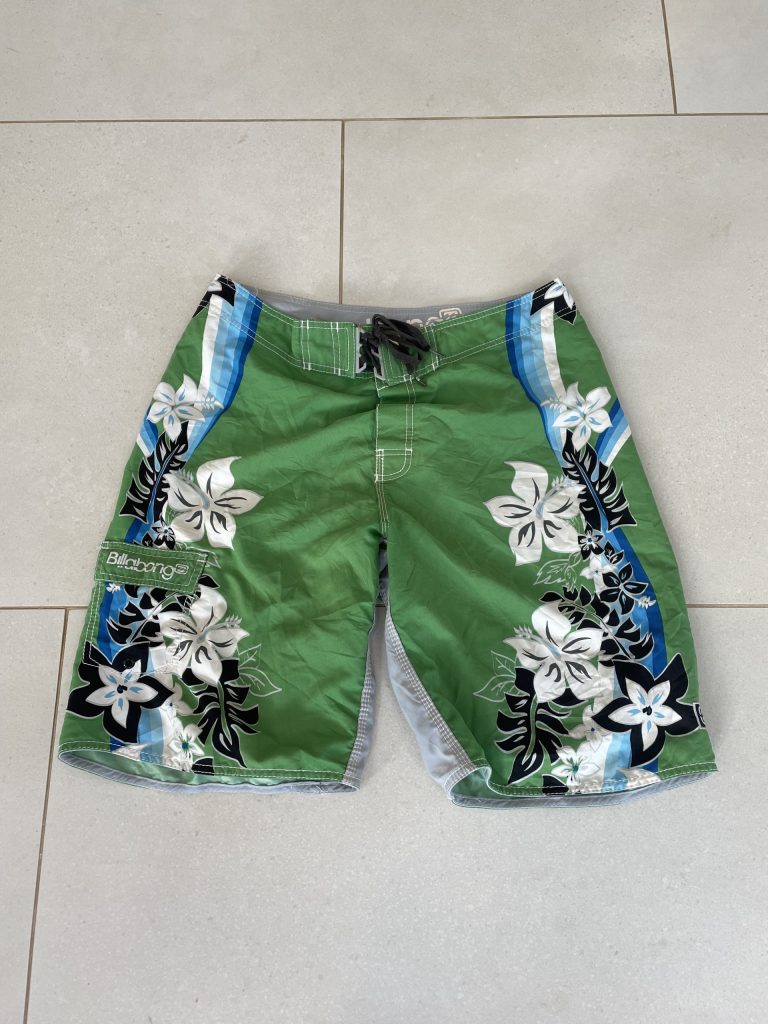 Billabong Men's Green Floral Board Shorts 34
