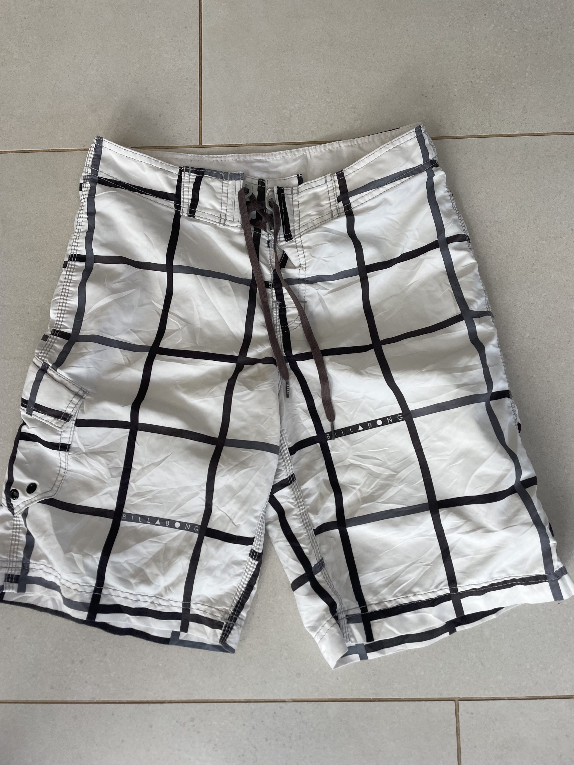 Billabong White & Black Check Board Shorts Size 30