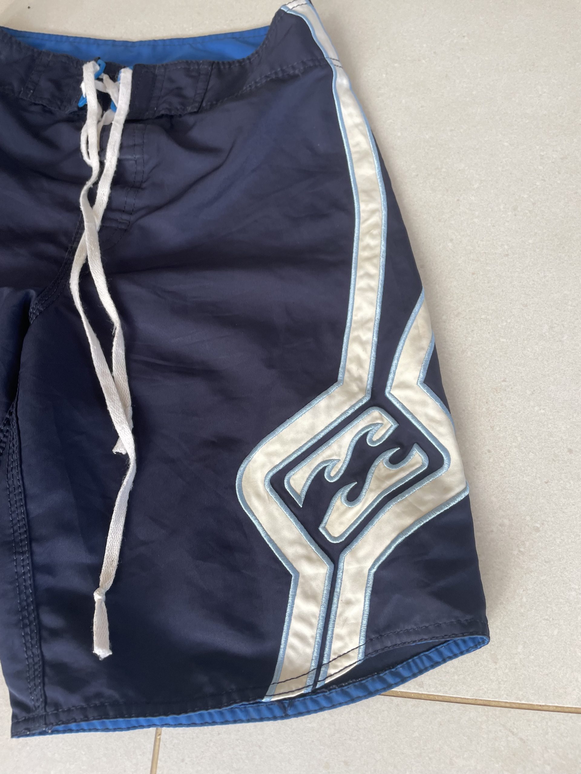 Billabong Navy & White Men's BoardShorts 28 Waist image 3