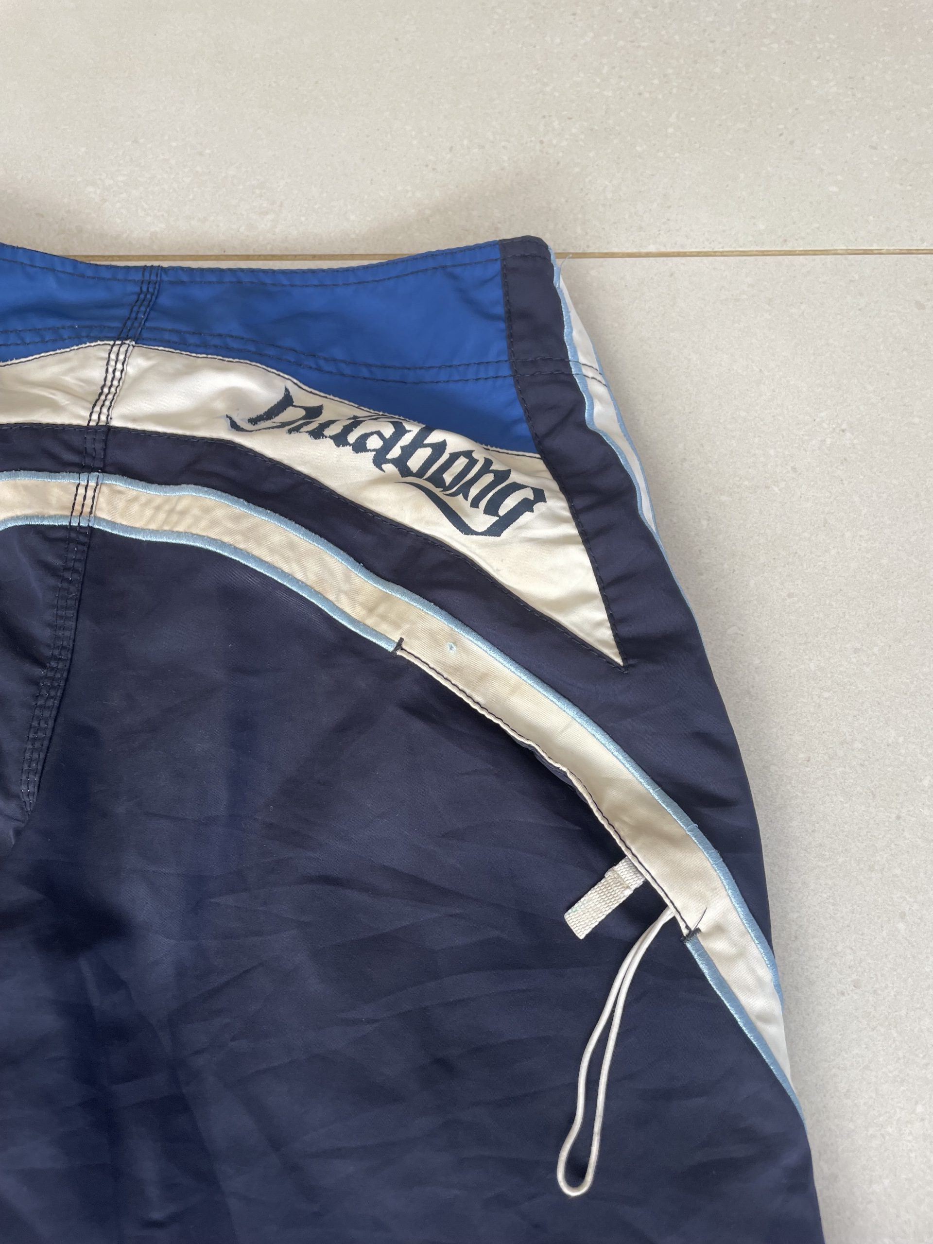 Billabong Navy & White Men's BoardShorts 28 Waist image 5