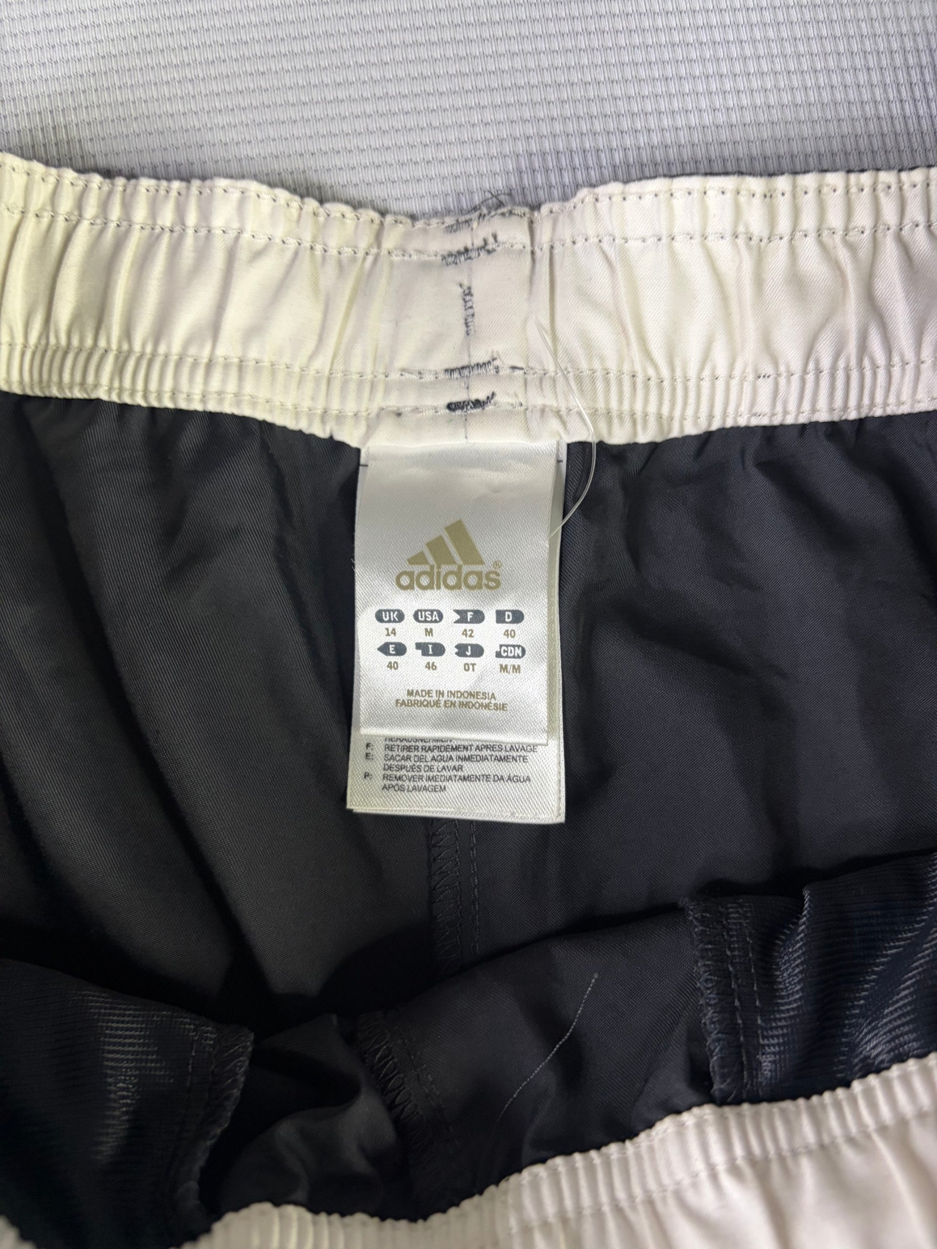 Adidas Swim Shorts Black Women's Size UK14 Cream Waist Drawcord Hem image 3