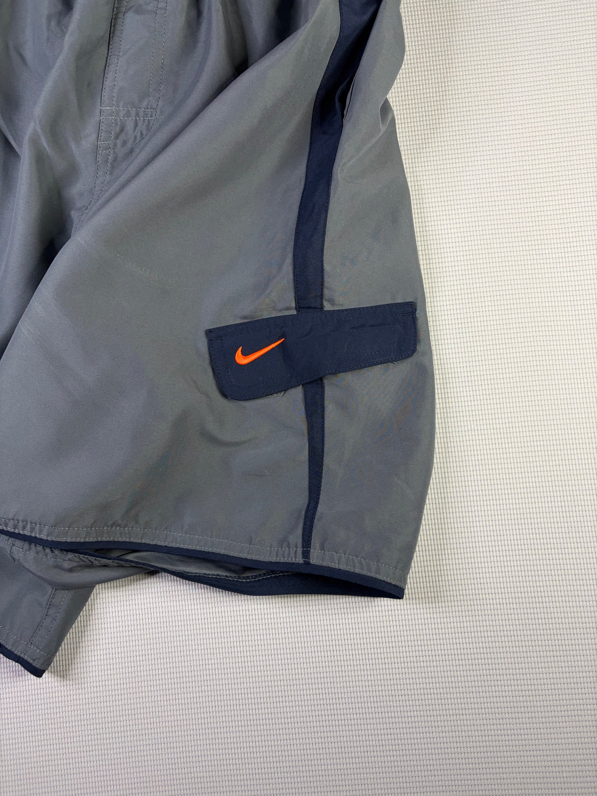 Nike Men's Grey & Navy Sports Shorts Large image 2