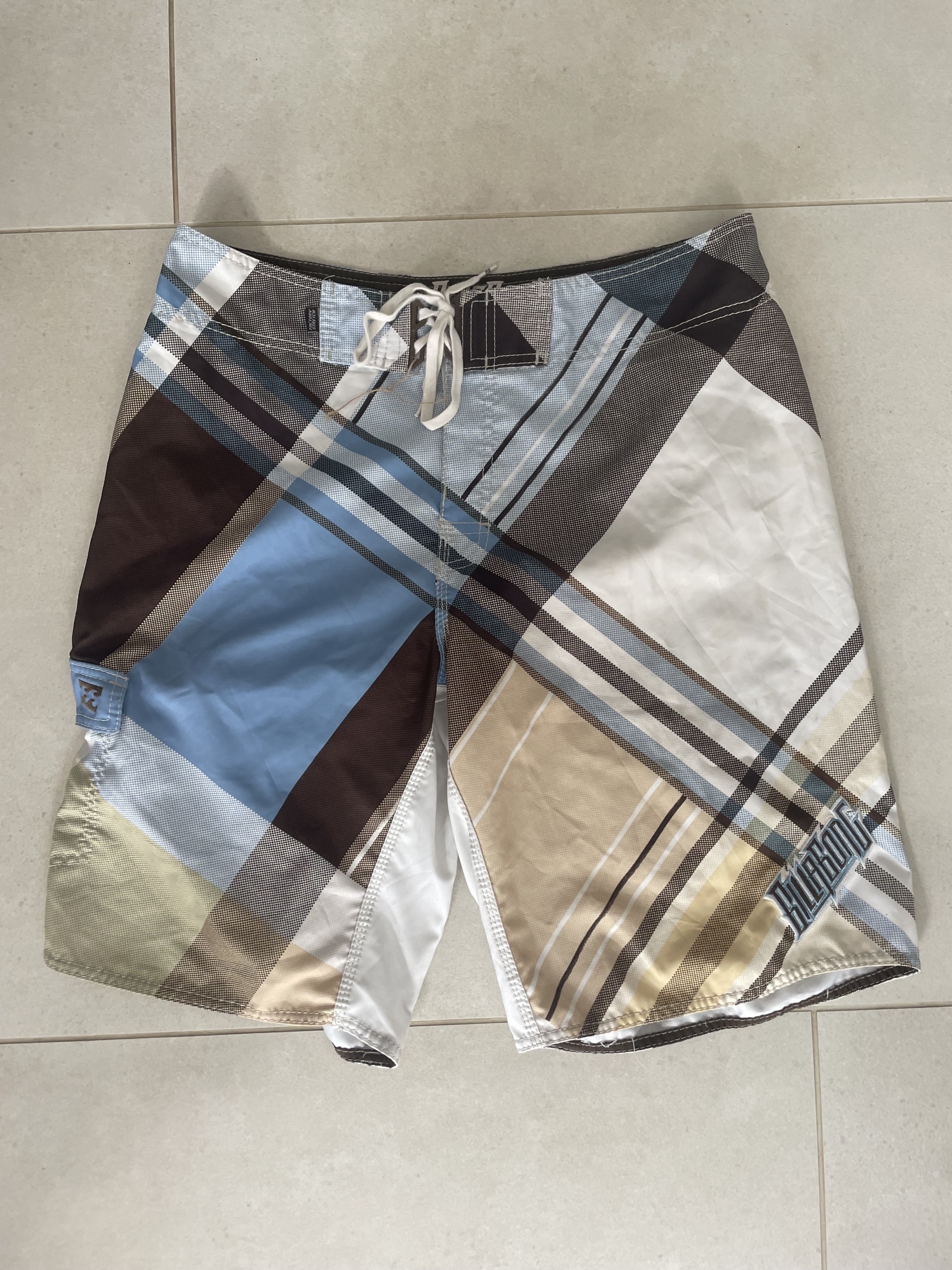 Billabong Men's Multi Plaid Board Shorts Size 36 Waist