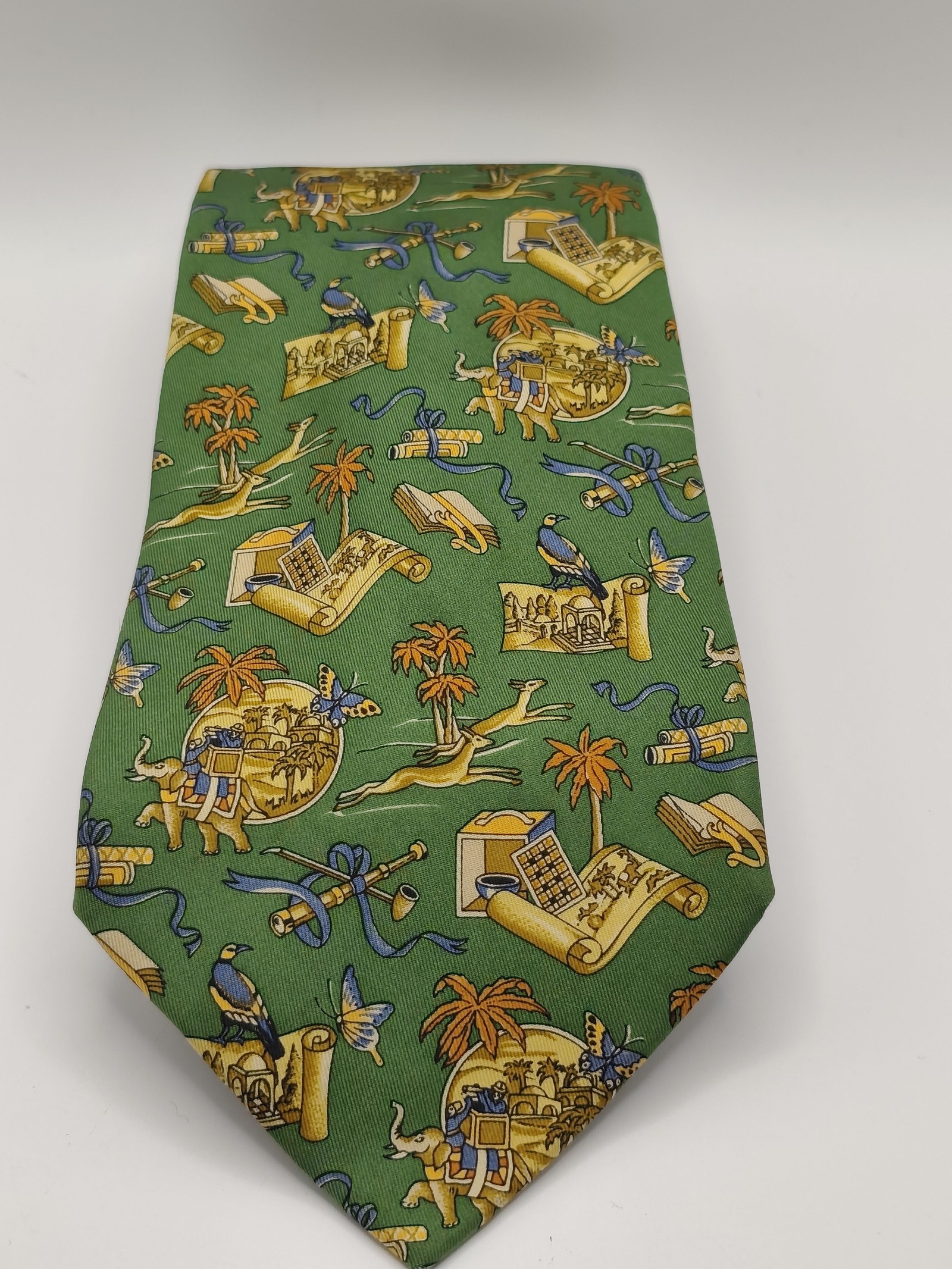Salvatore Ferragamo Men Green Silk Printed Tie Made in Italy image 2