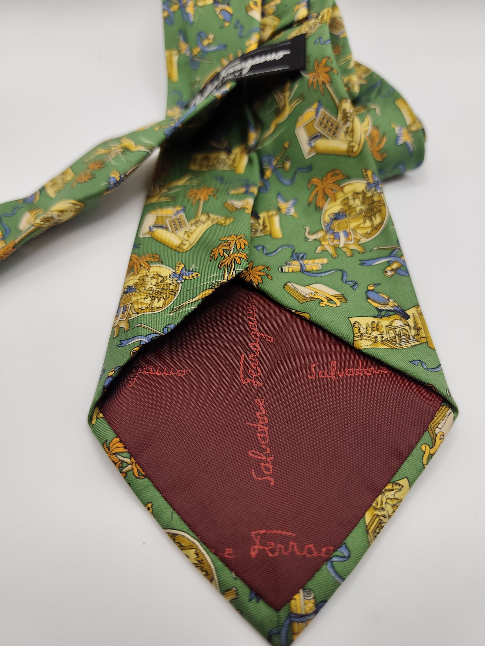 Salvatore Ferragamo Men Green Silk Printed Tie Made in Italy image 5