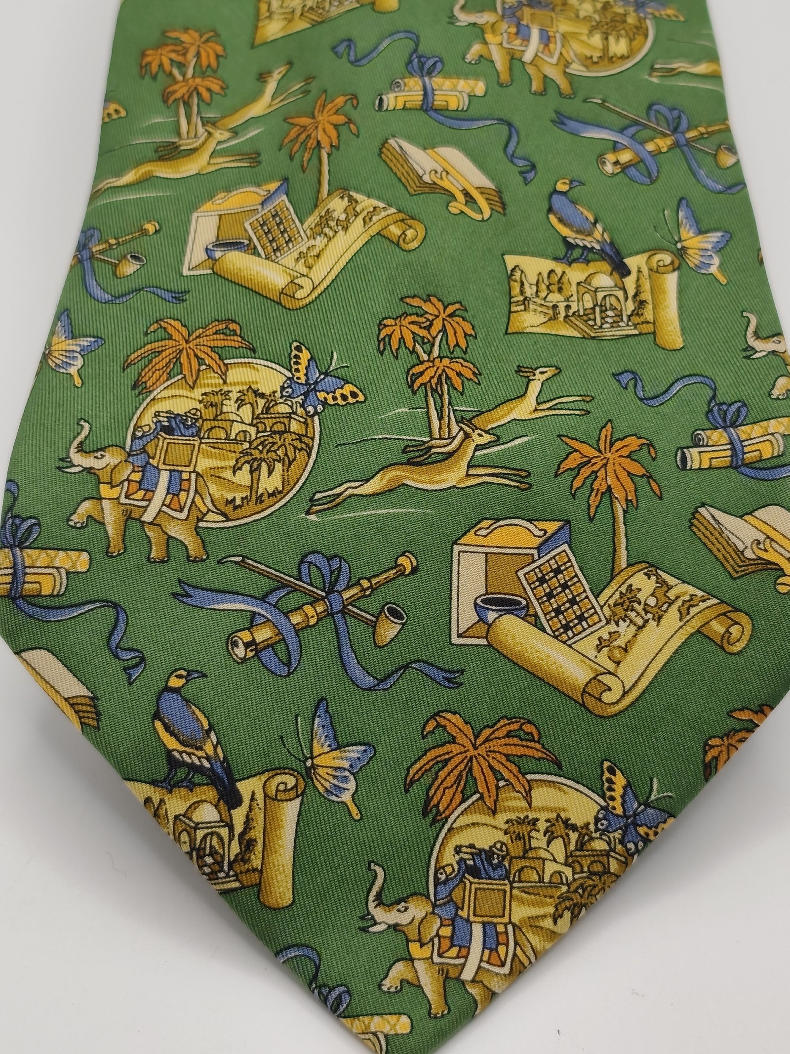 Salvatore Ferragamo Men Green Silk Printed Tie Made in Italy image 6