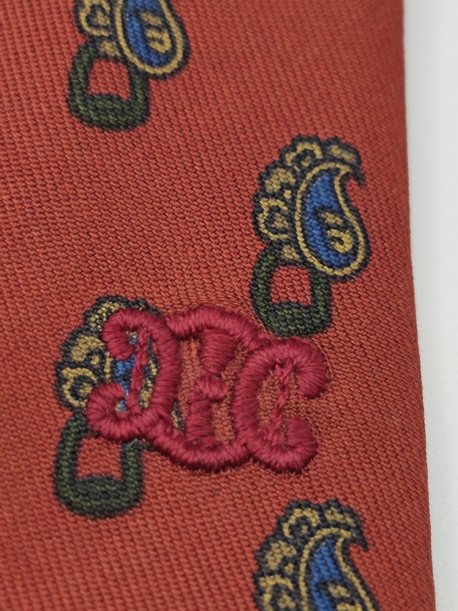 Le Club Celine hand made Red Paisley Silk Tie Men image 5