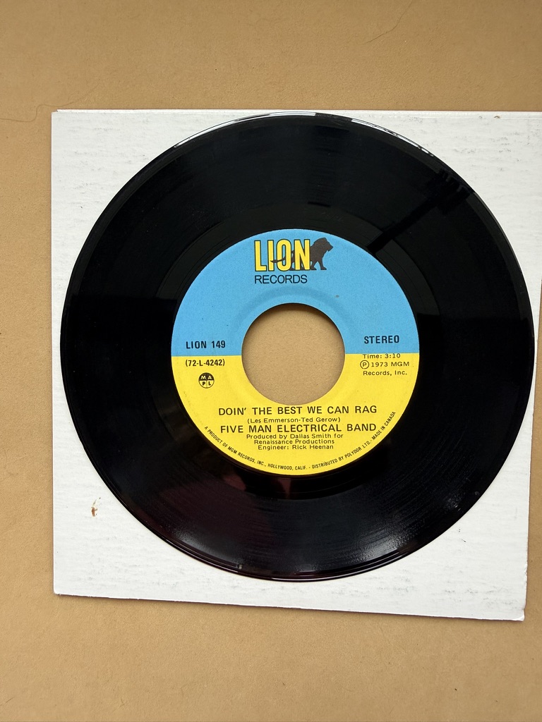 Five Man Electrical Band Lion Records Vinyl 7-inch Single 45RPM I'm a Stranger Here Doin' the best we can rag 1973 image 2