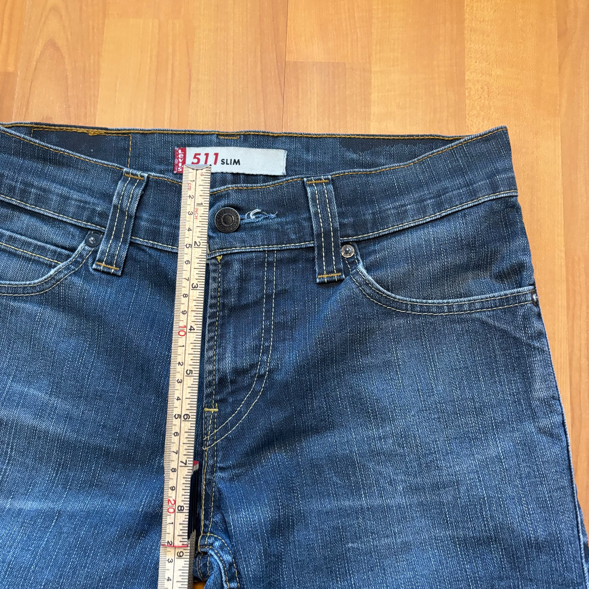 Vintage Levi's Blue 511 Capri 3/4 length Jeans 34 Waist Distressed Hem image 6