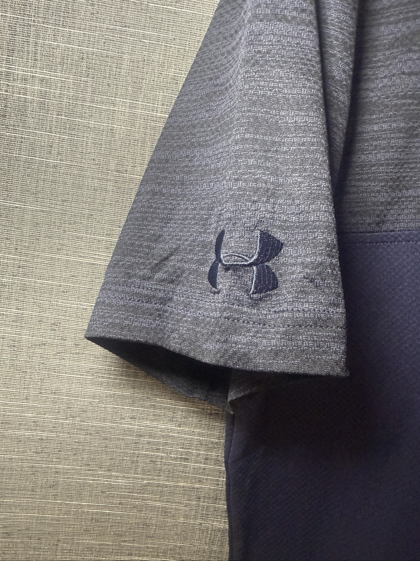 Under Armour Men's Navy & Grey HeatGear Polo Small Loose Fit image 6