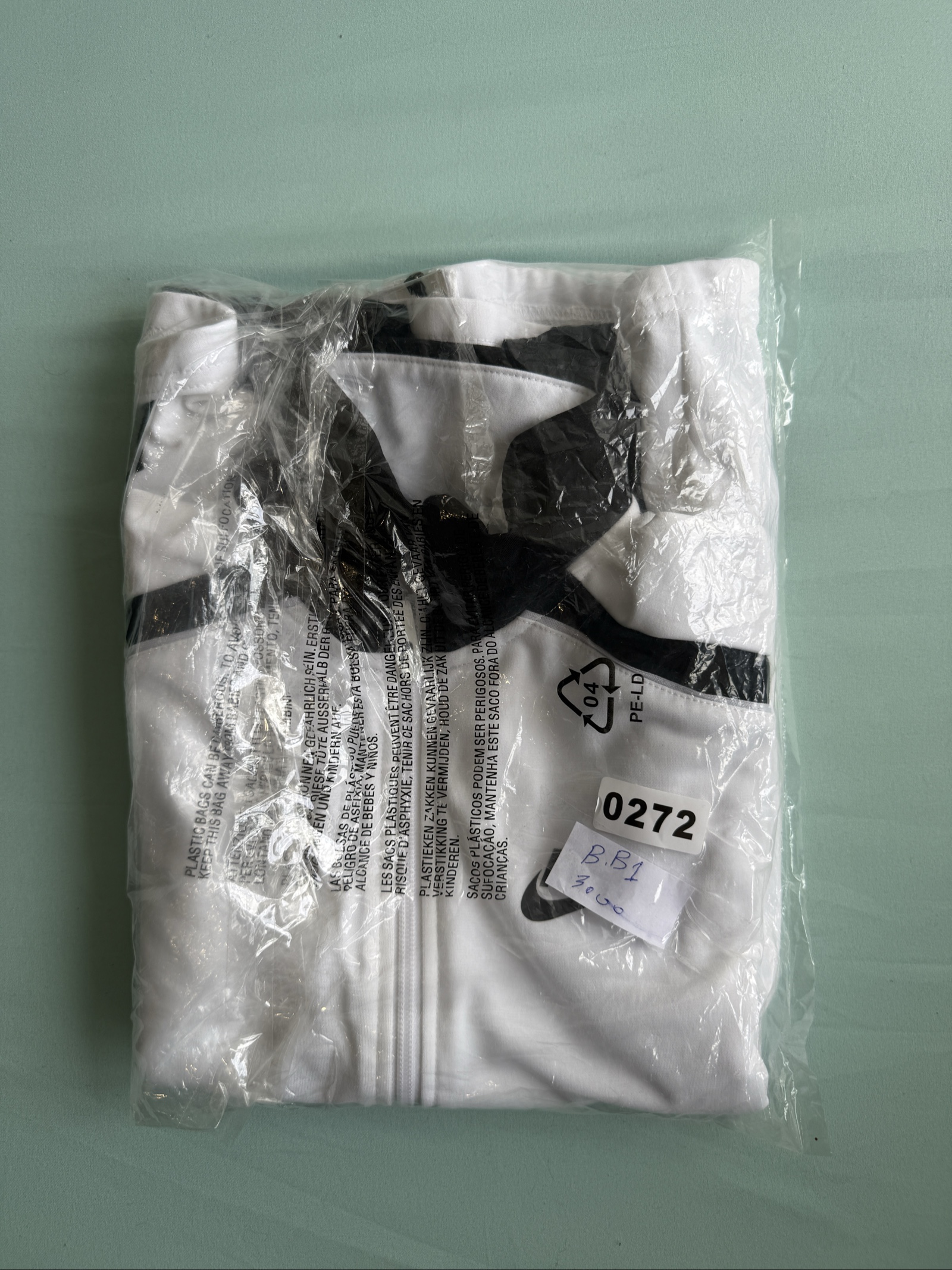 Nike Kids' Black & White Track Jacket Medium 137-147 cm Polyester image 8