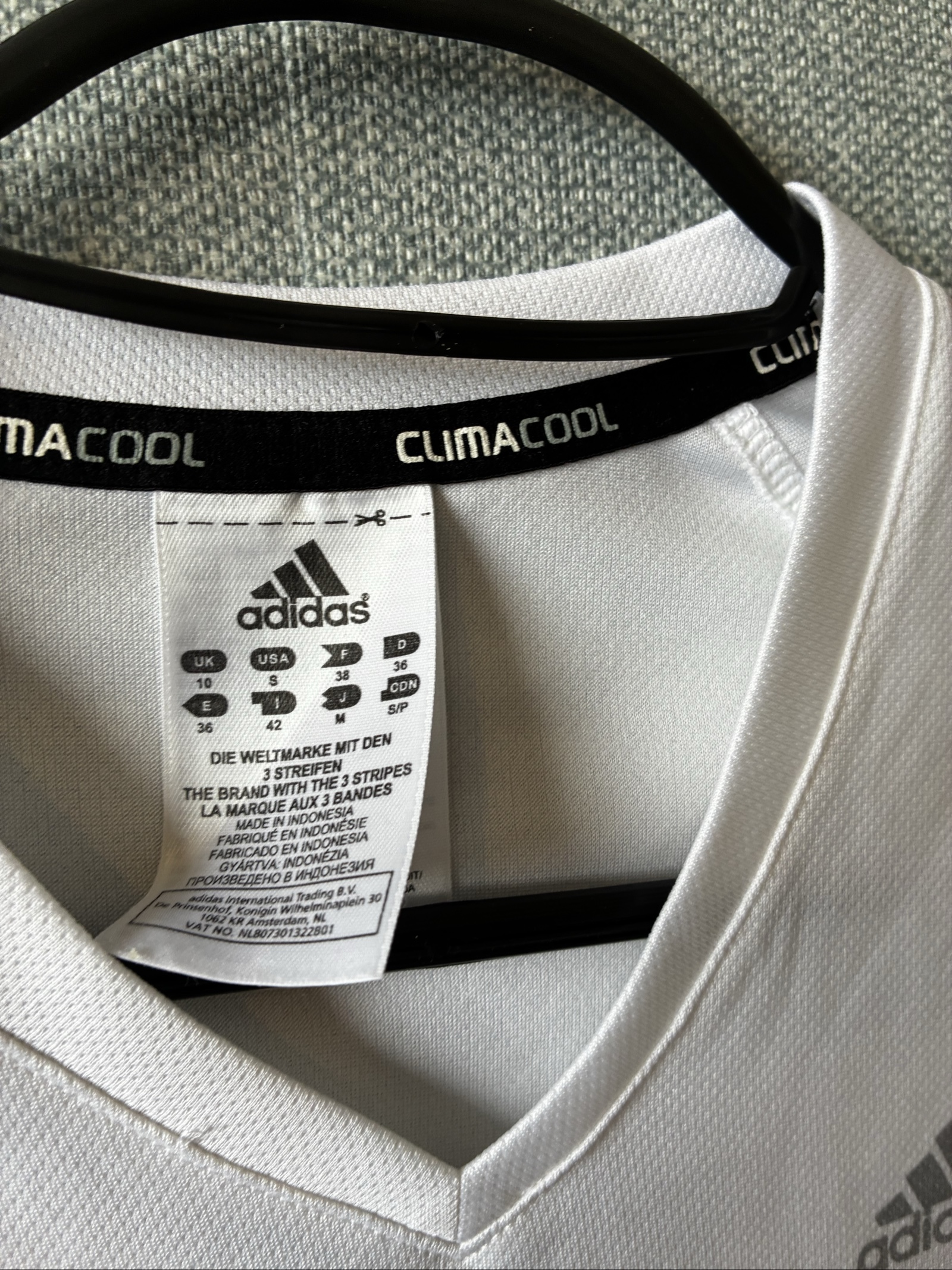 Adidas White & Red Climacool V-Neck Sweater Small image 3