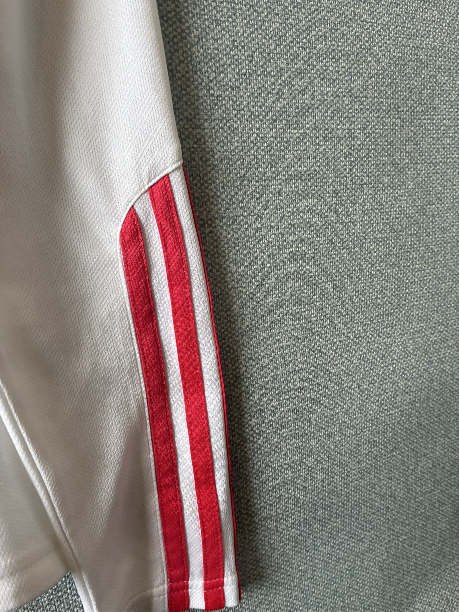 Adidas White & Red Climacool V-Neck Sweater Small image 5
