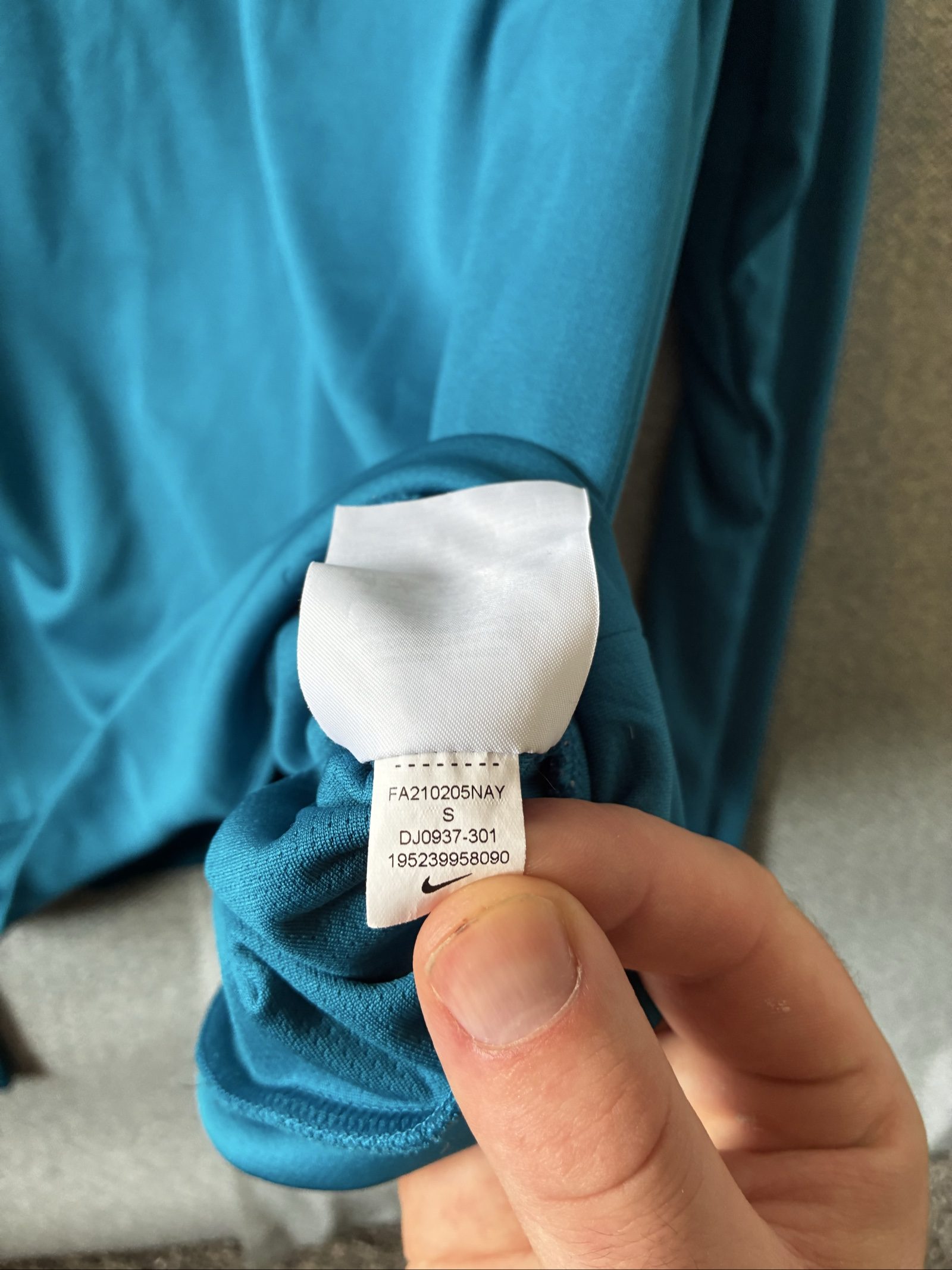 Nike Blue Dri-FIT Running Sweatshirt Small image 4