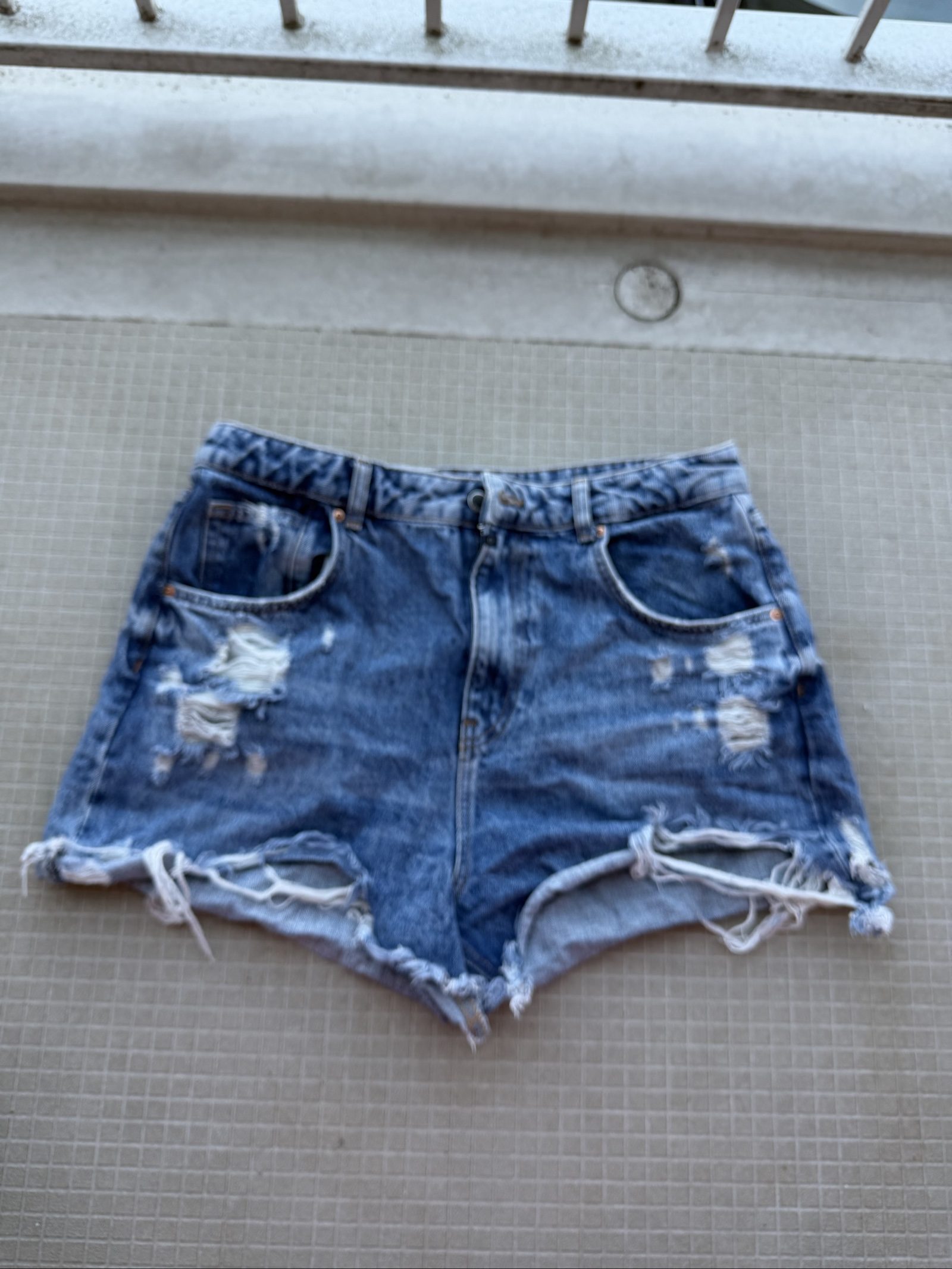 Sexy Blue Denim high waisted Distressed Shorts Large