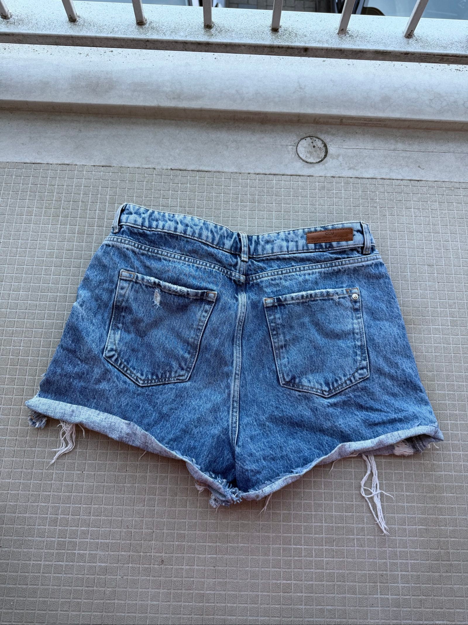 Sexy Blue Denim high waisted Distressed Shorts Large image 2