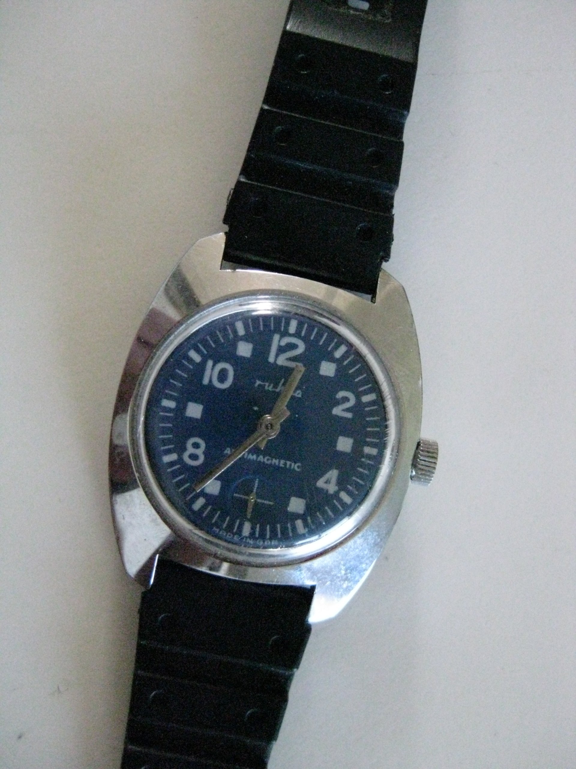 Ruhla Blue Analog Antimagnetic Wristwatch Unisex image 5