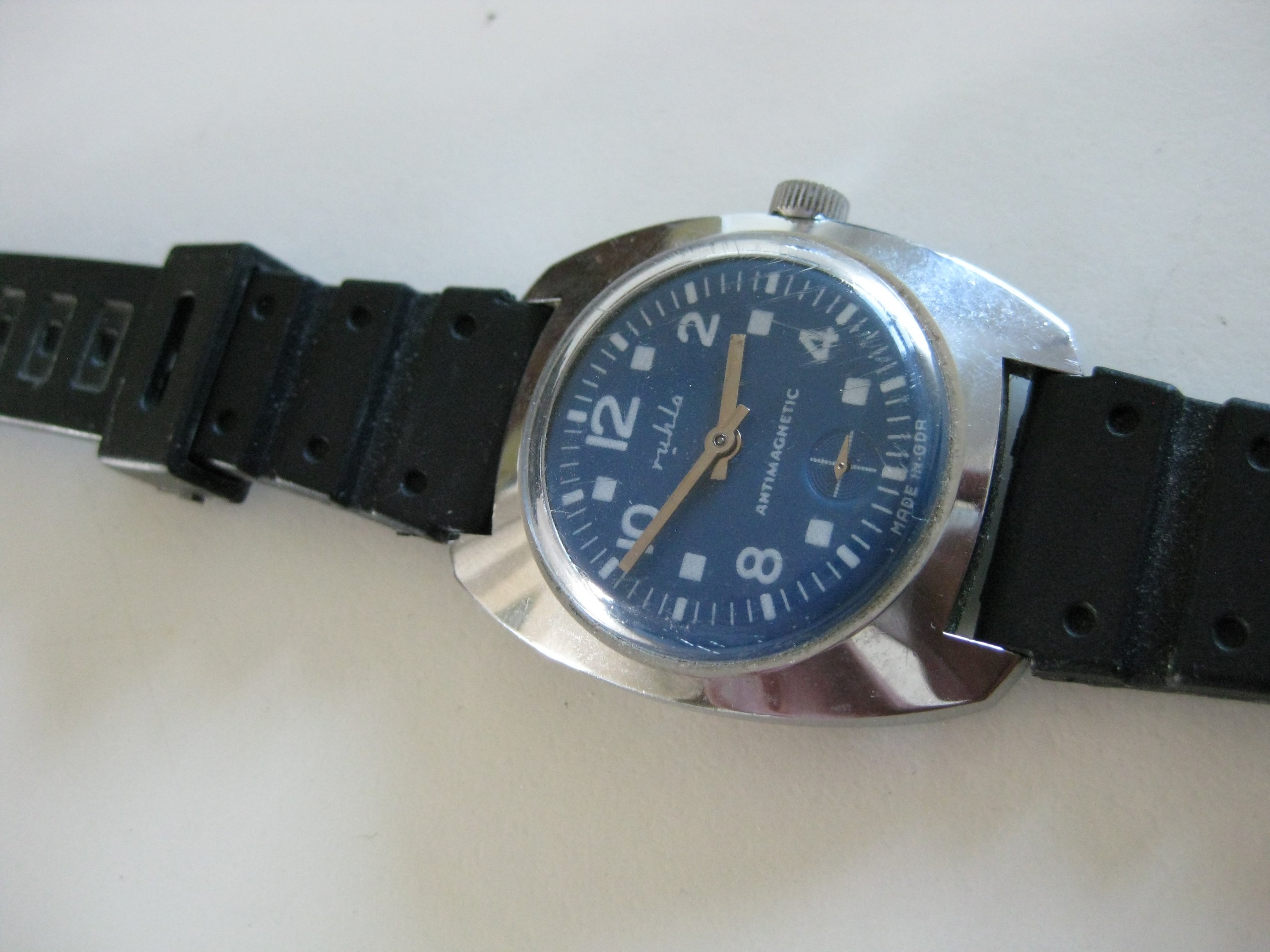 Ruhla Blue Analog Antimagnetic Wristwatch Unisex image 6