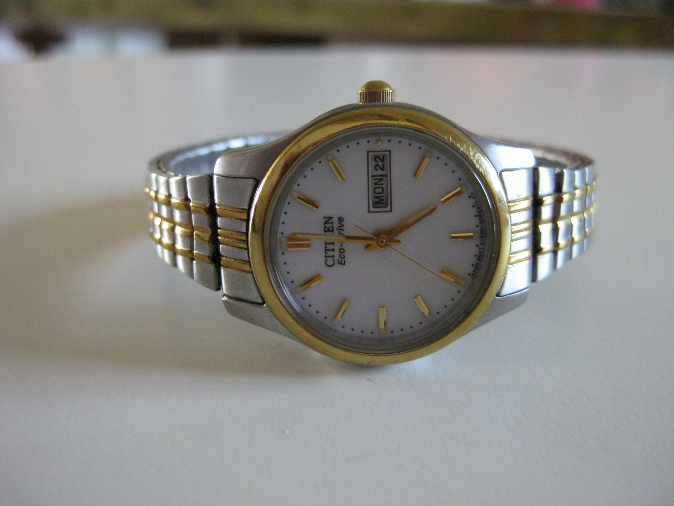 Citizen Two-Tone Eco-Drive Men's Wristwatch image 5