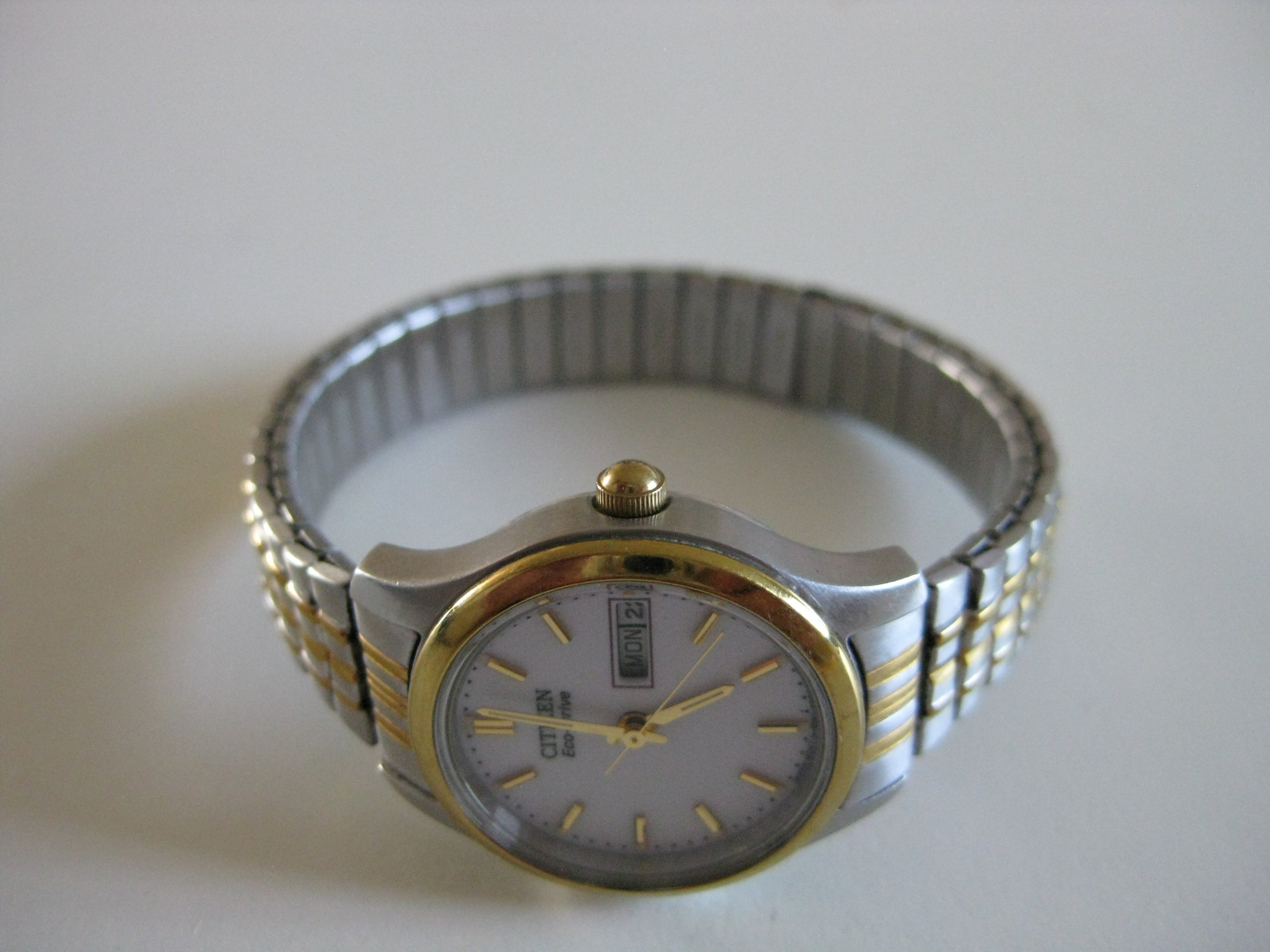 Citizen Two-Tone Eco-Drive Men's Wristwatch image 10