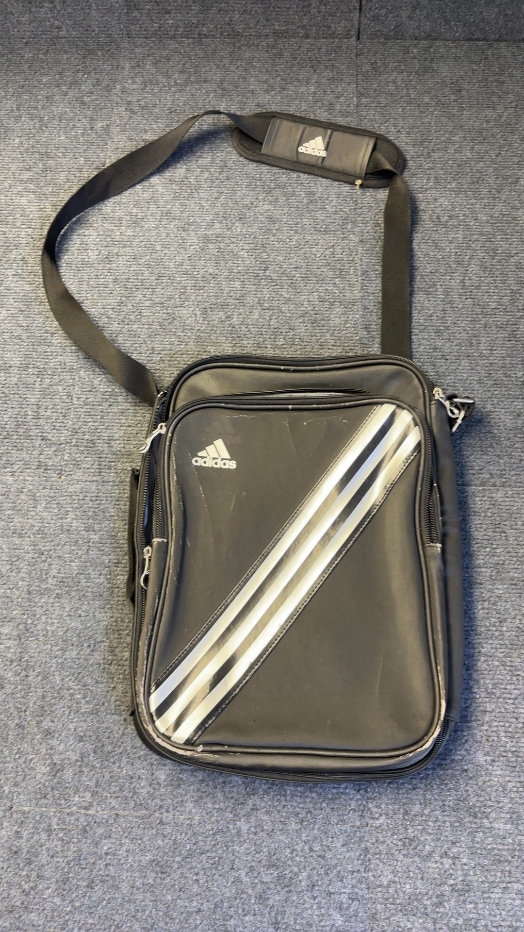 Adidas Black Crossbody Bag One Size Vintage Old school bag image 2