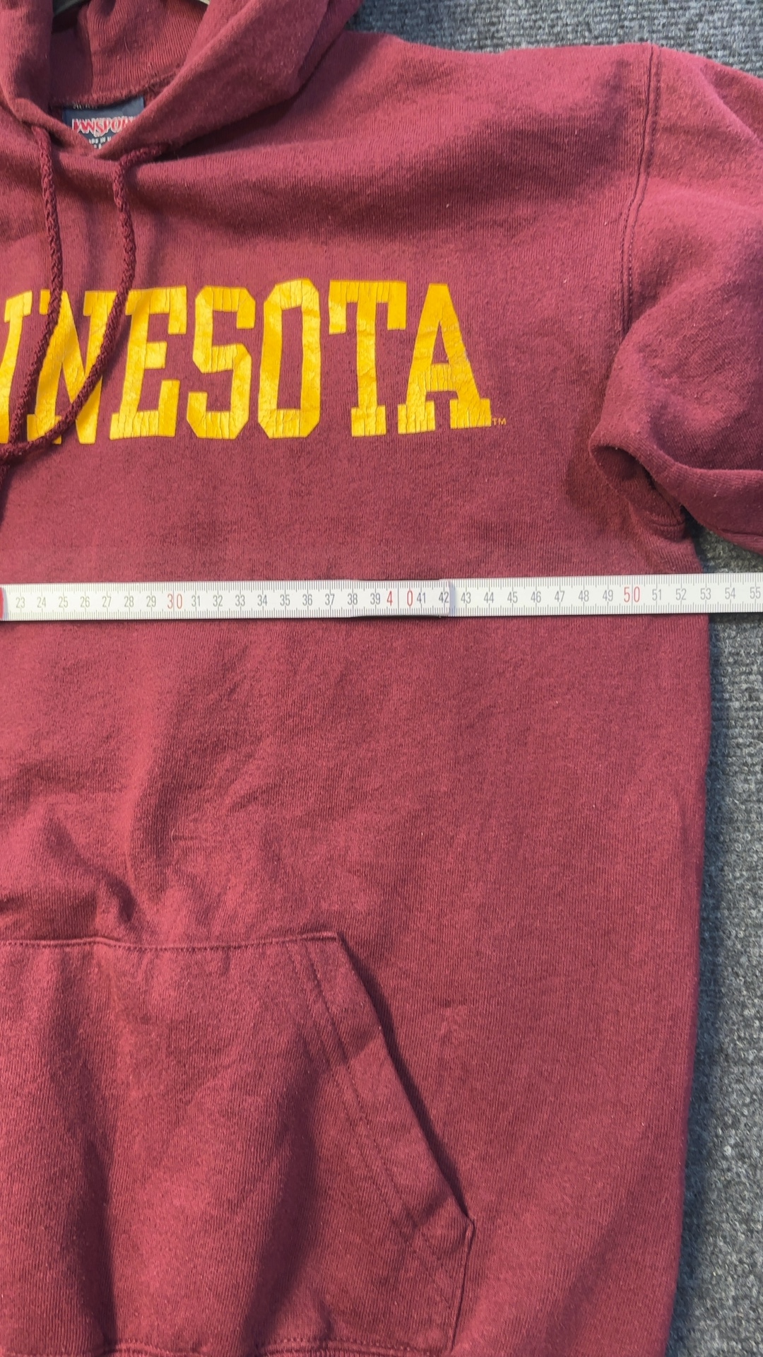 Minnesota Burgundy Hoodie Medium 50% Polyester 50% Cotton good condition image 9