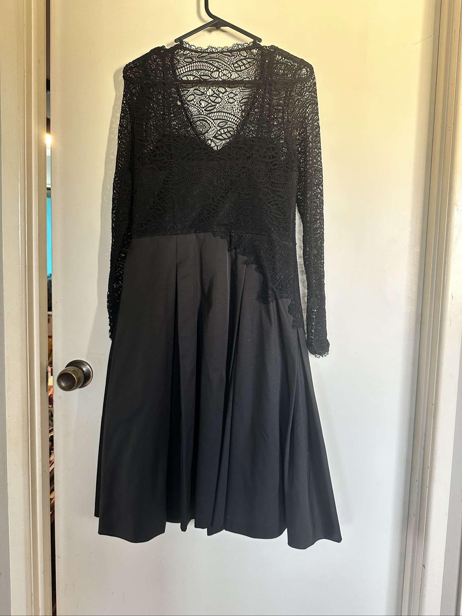Privilege Australia Black Lace & Satin Dress Size 10 image 3