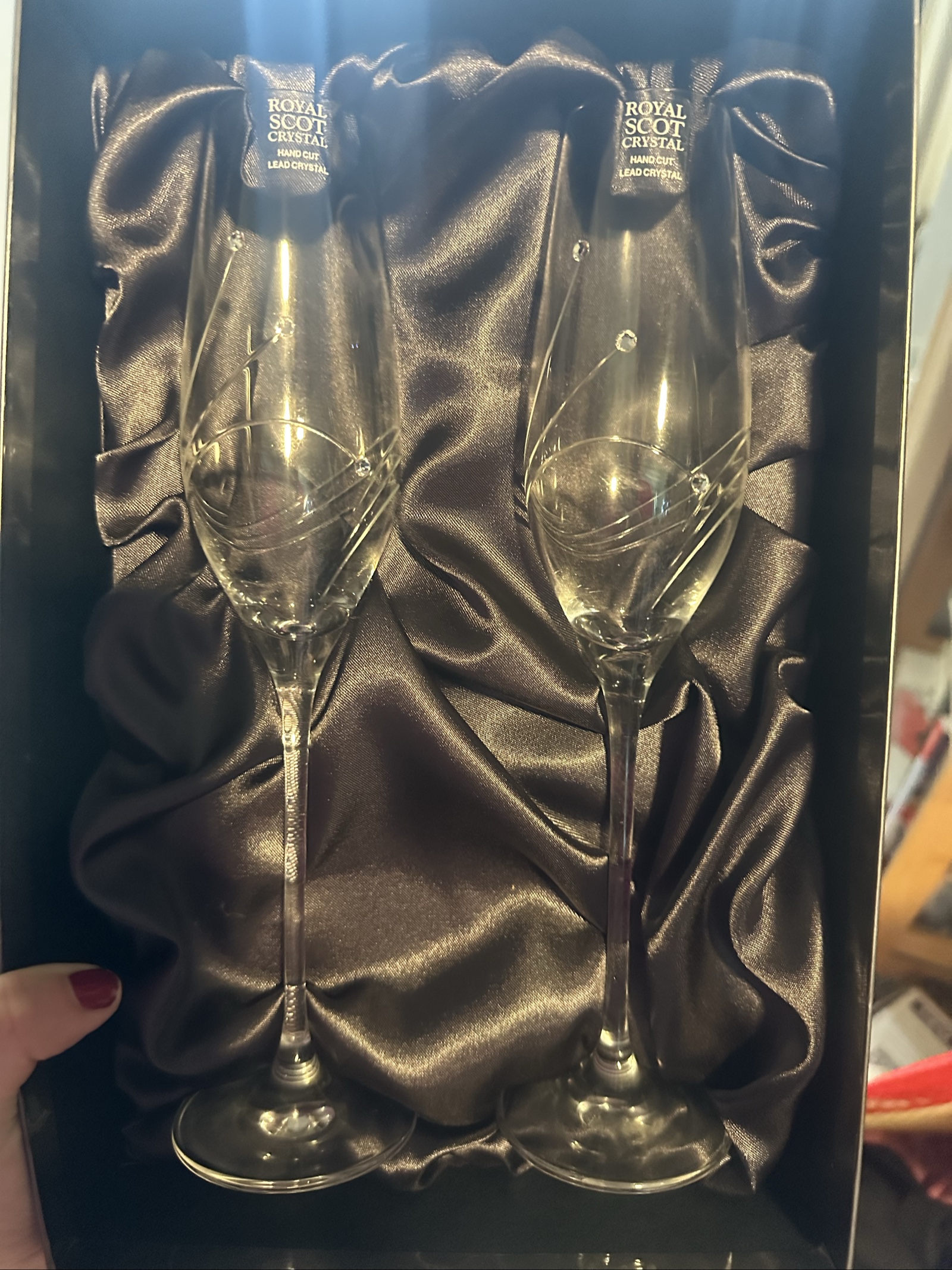 Royal Scot Crystal Handcut Lead Crystal Champagne Flutes Set of 2 image 4
