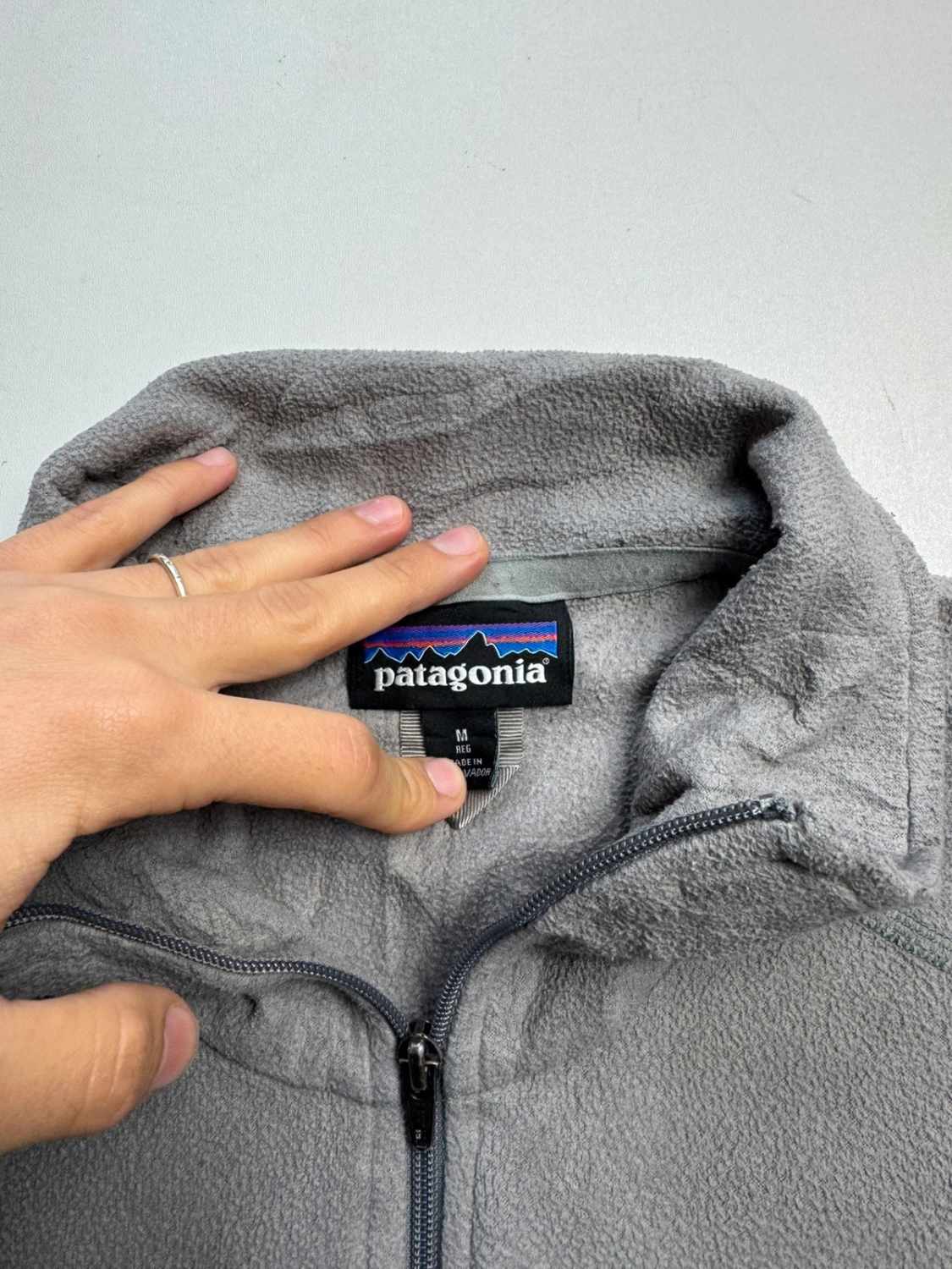 Patagonia Gris Veste Polaire Zippée 100% Polyester - taille Medium image 3