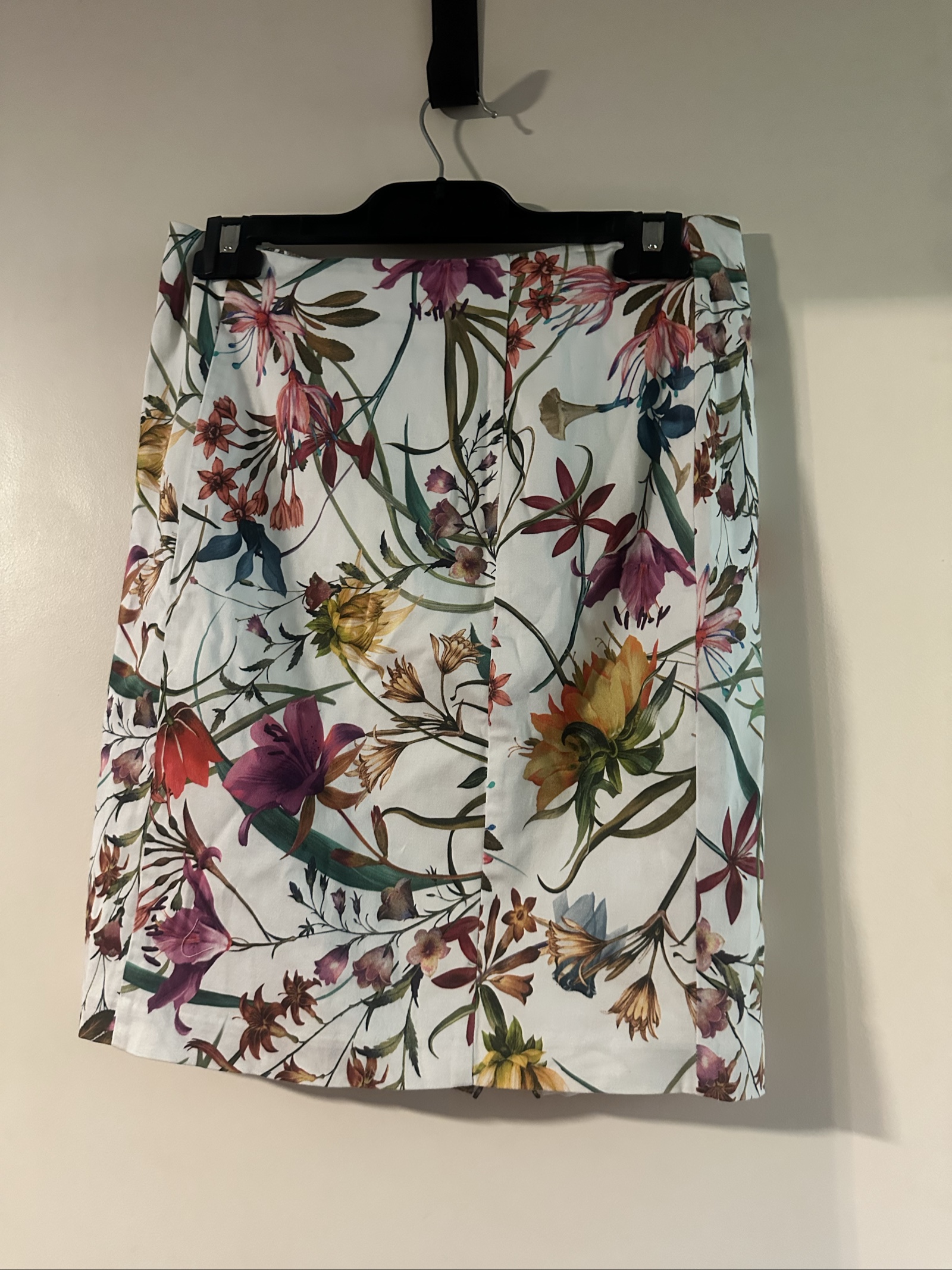 Portmans Women's Multi Floral Print Zip Skirt Size 10